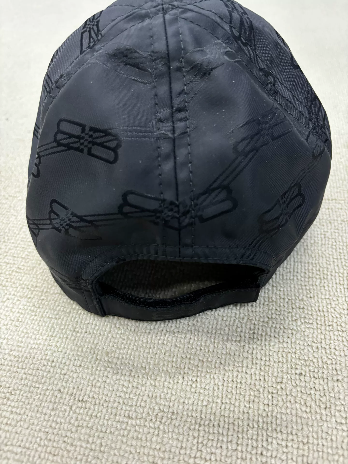 Balenciaga Full Double B Logo Cap — detail