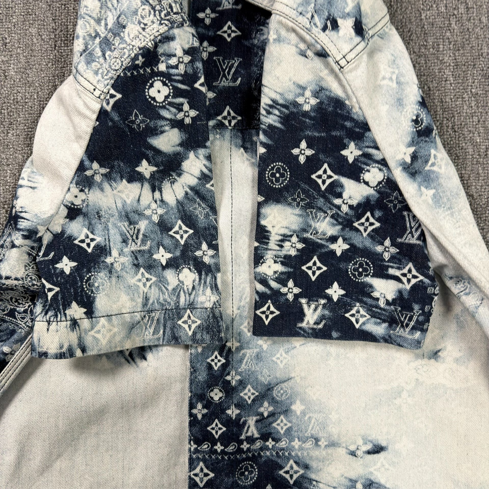 Louis Vuitton Black White Floral Short-sleeve Shirt — back