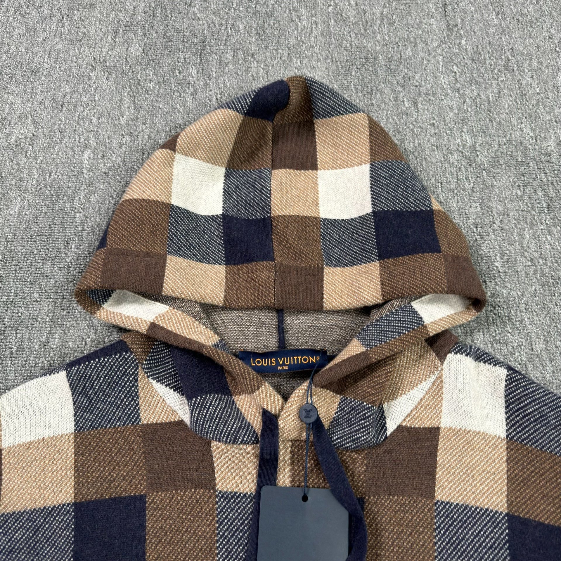 Louis Vuitton Checkered Brown Hoodie — detail