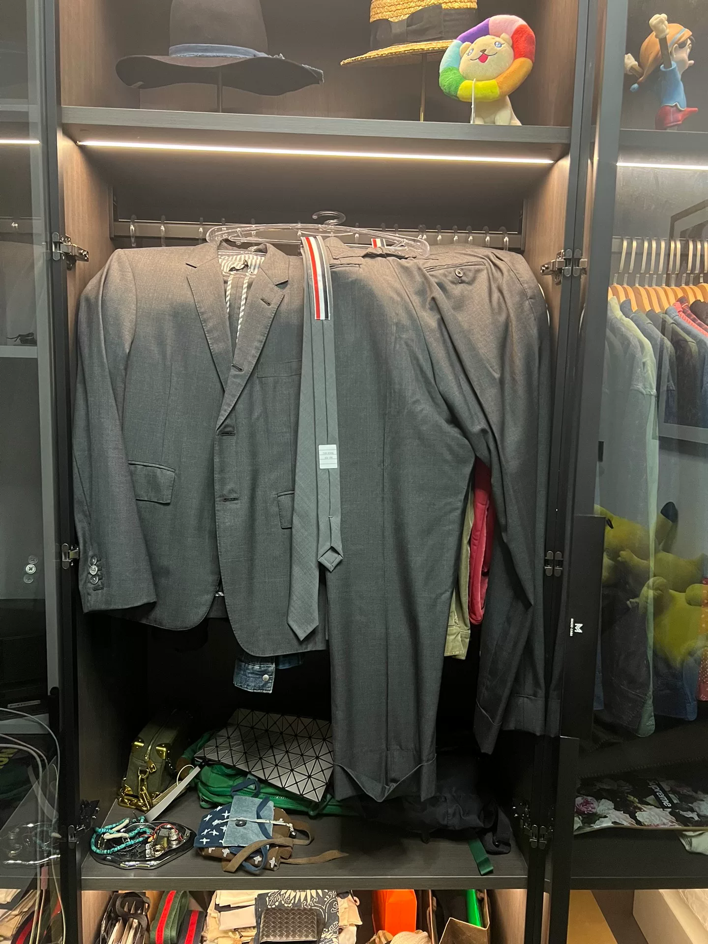 Thom Browne Suit Set with Tie — detail