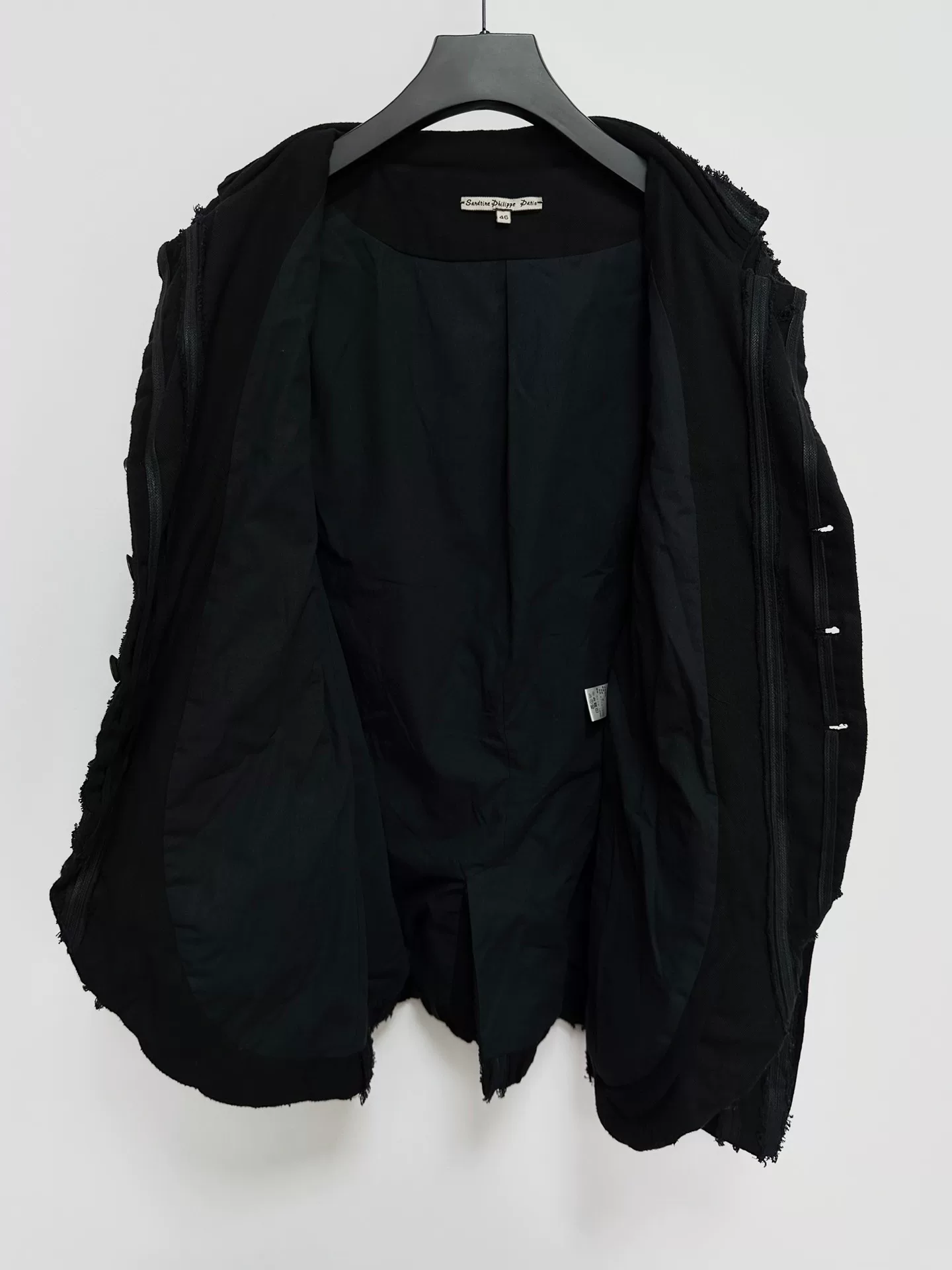 Sandrine Philippe 20SS Distressed Jacket — detail