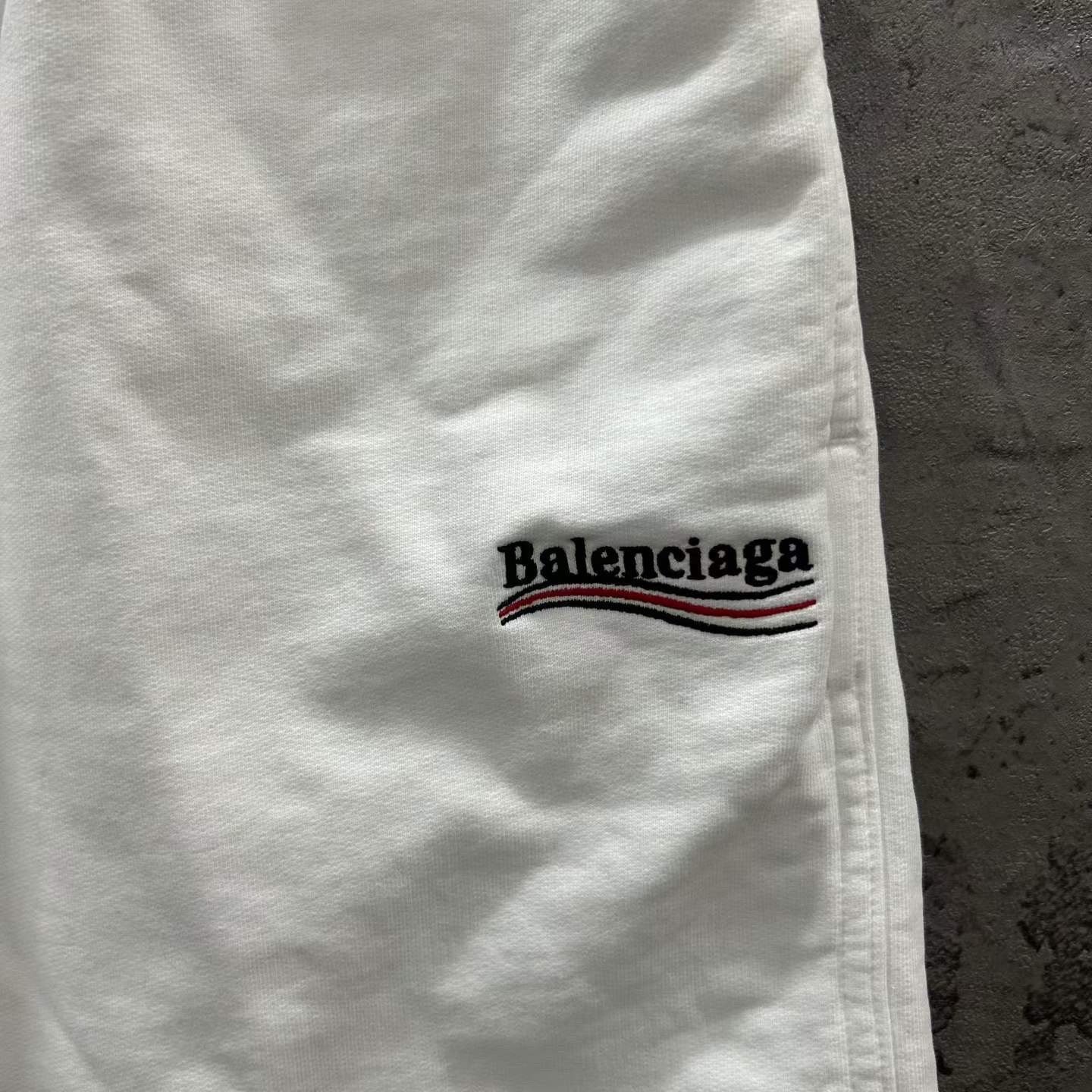 Balenciaga White Cola Shorts — detail