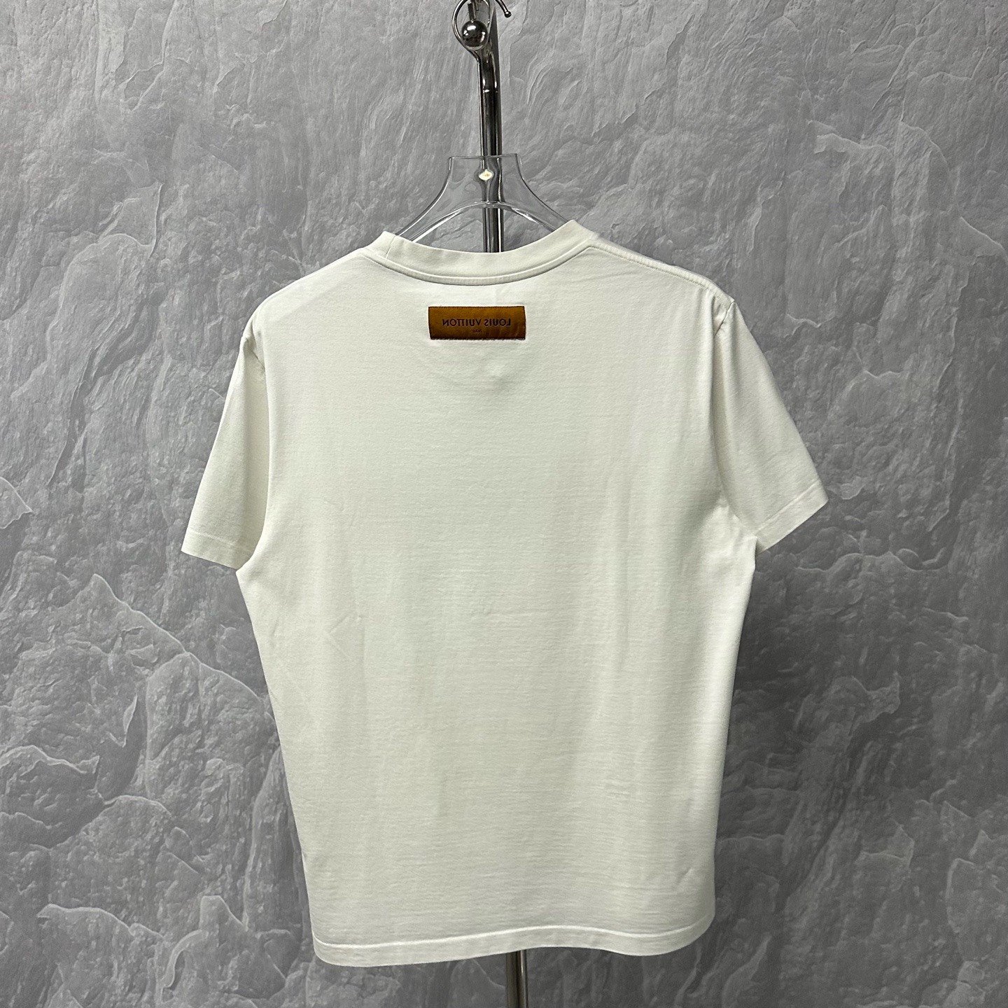 Louis Vuitton Three Flowers Print T-Shirt — back