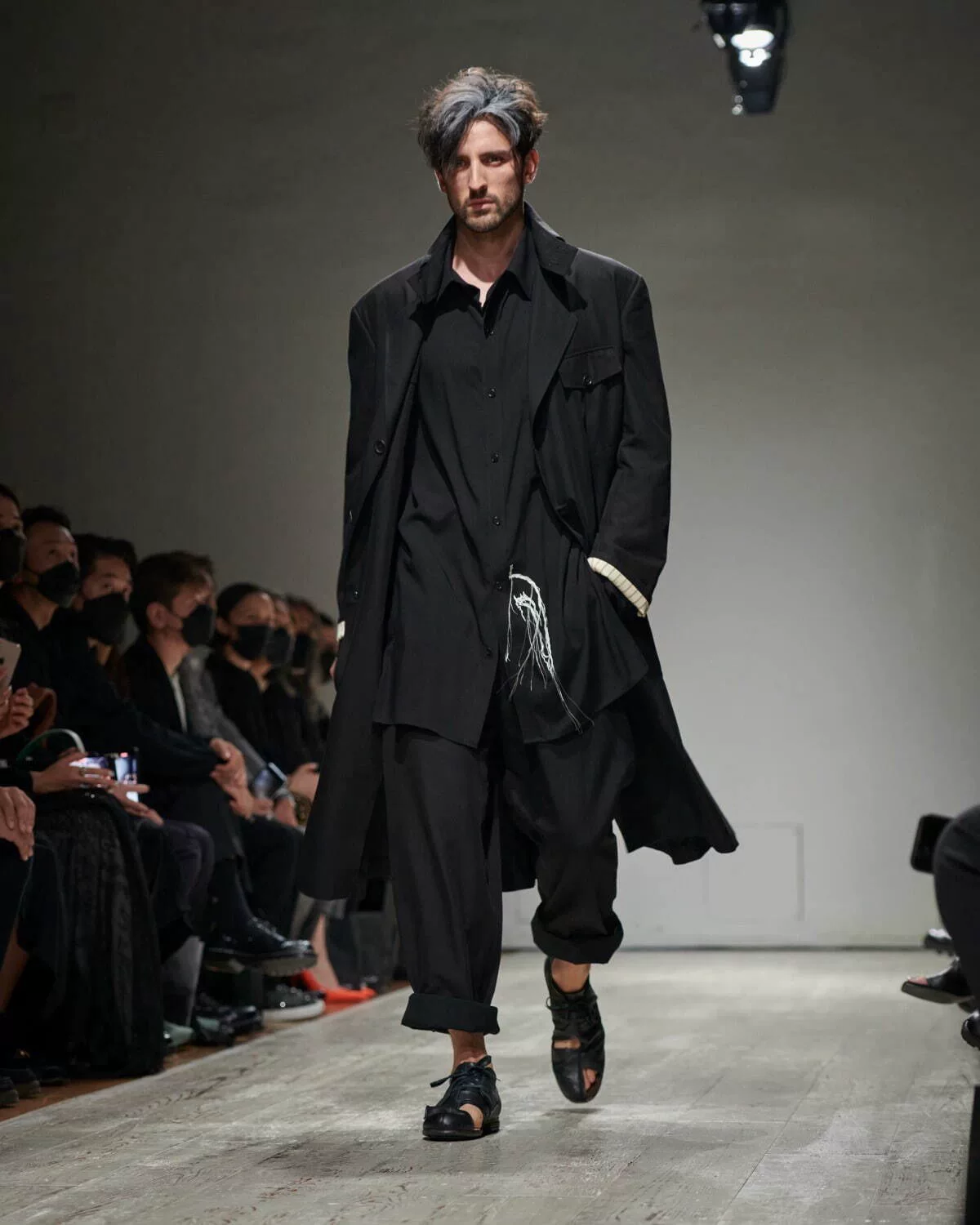 Yohji Yamamoto 23SS Lonsome Embroidery Coat — detail