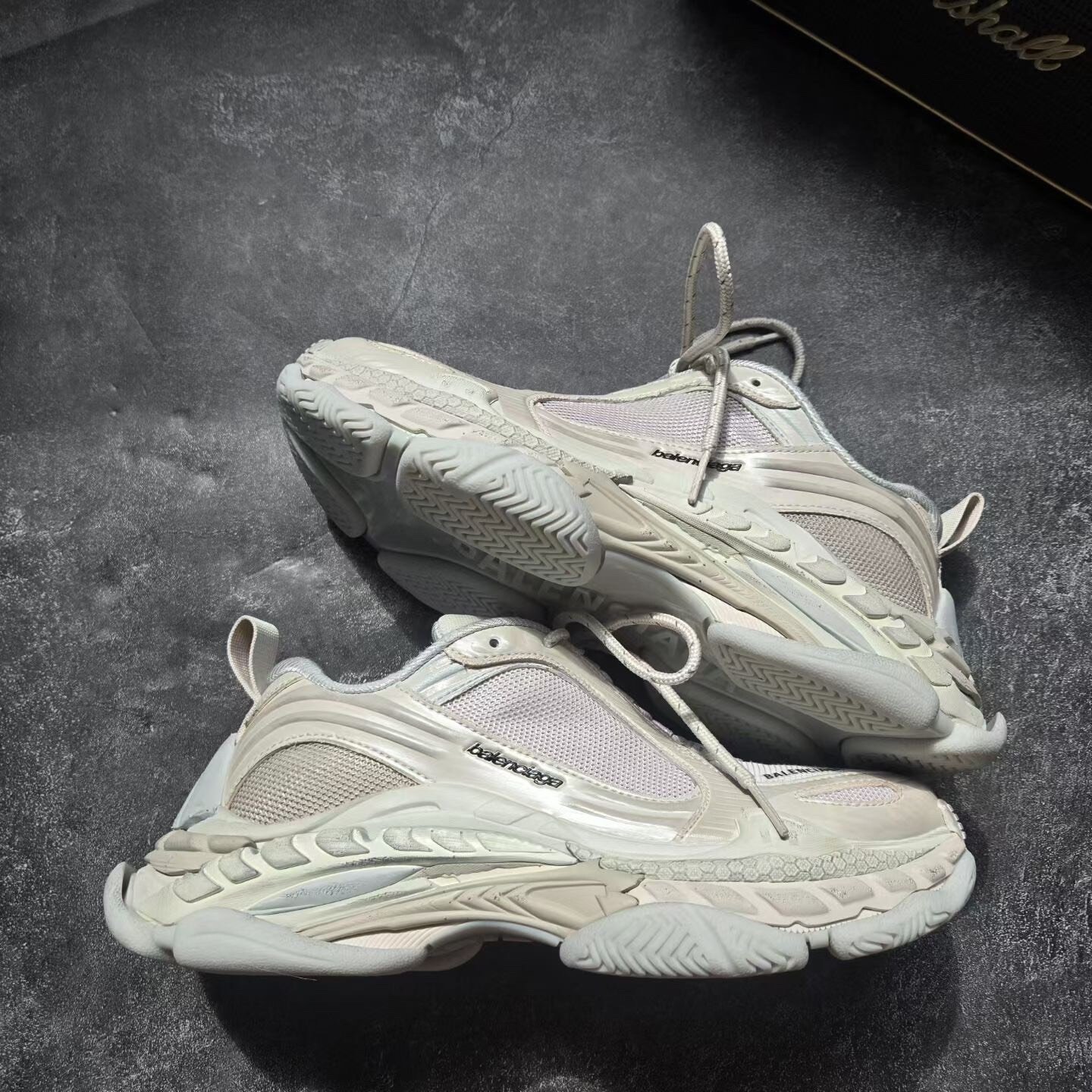 Balenciaga Triple S 2.0 2026 New — label