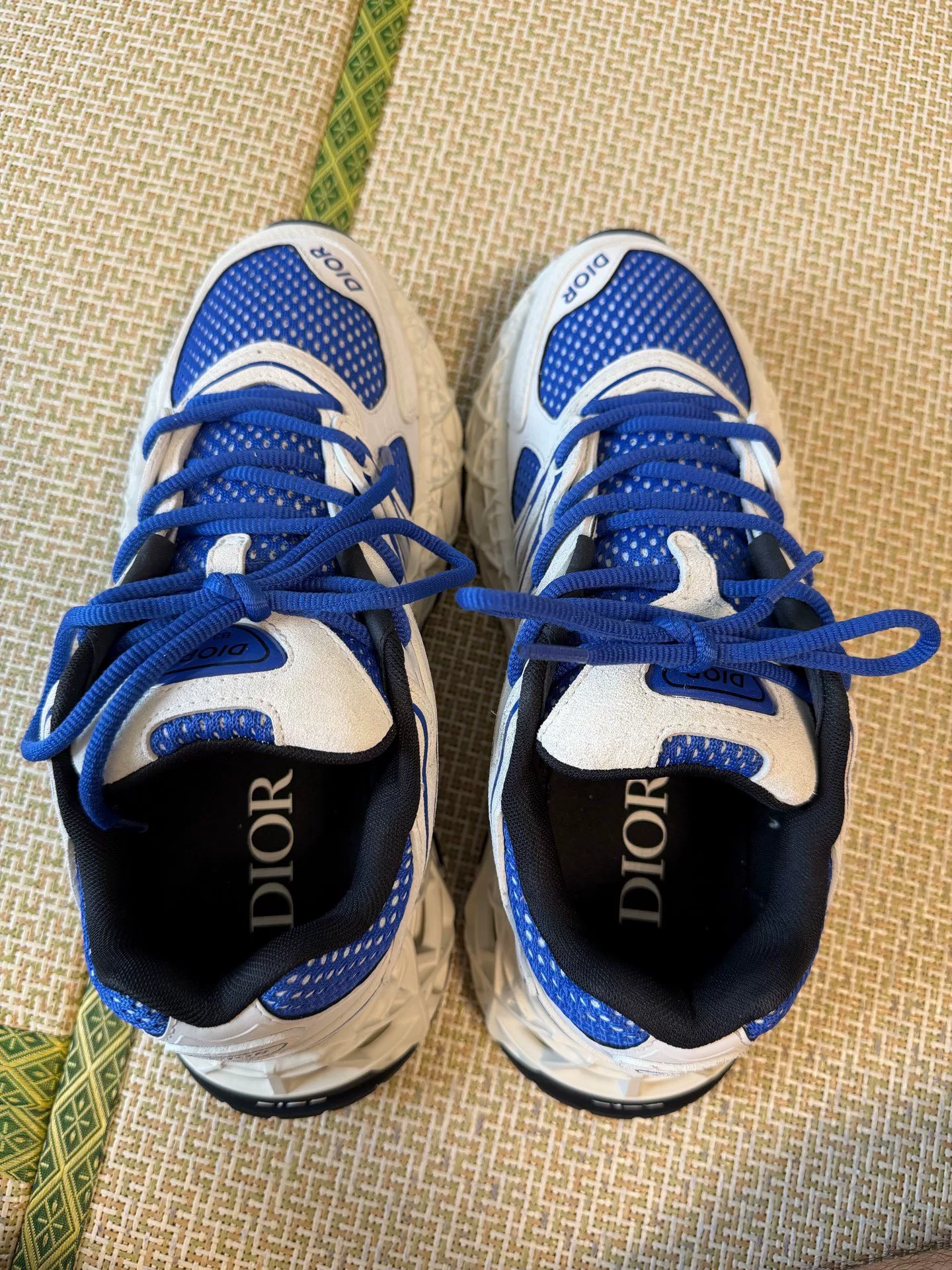 Dior B35 NXXT Blue White Sneakers — detail