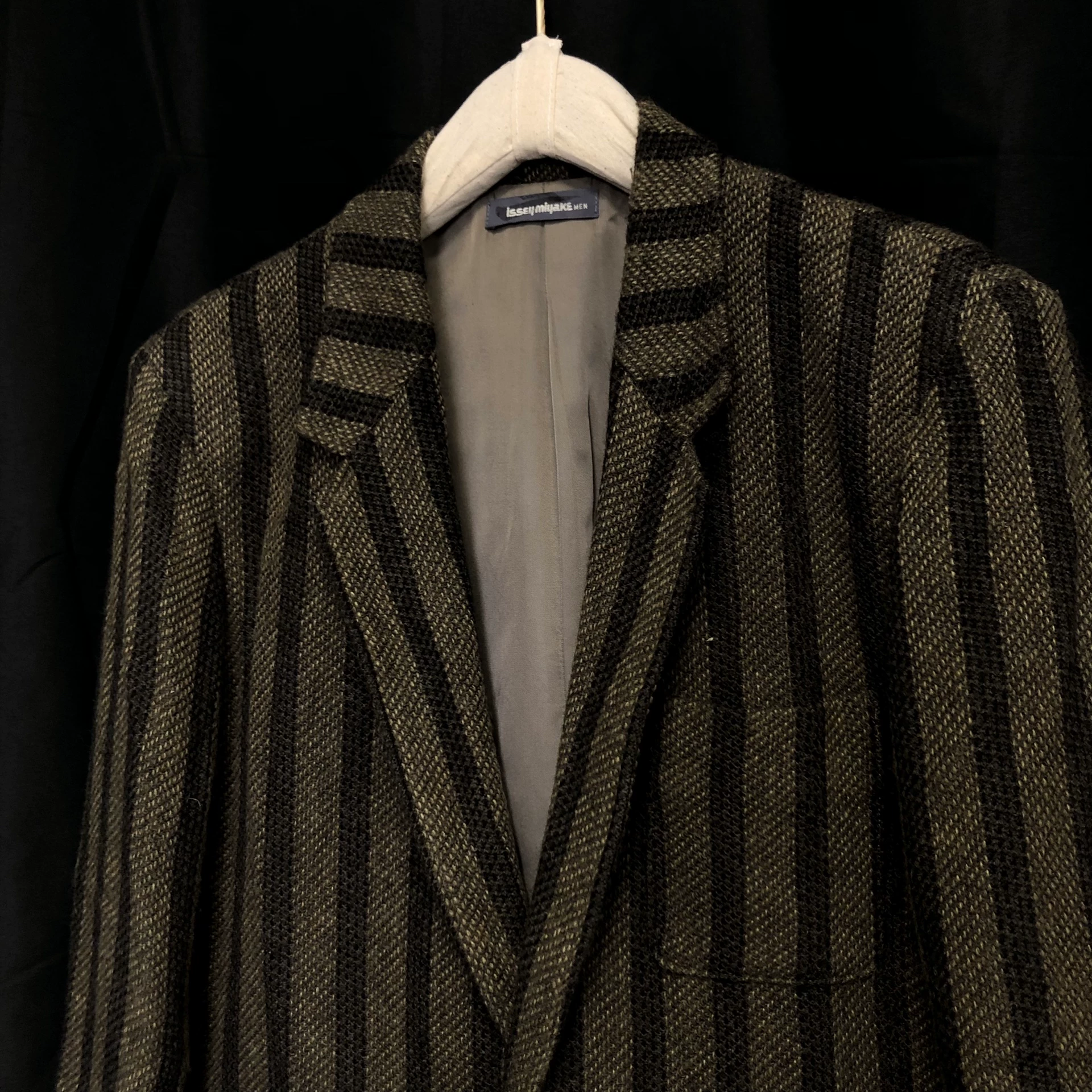 Issey Miyake 70s Single-Knit Coat — detail