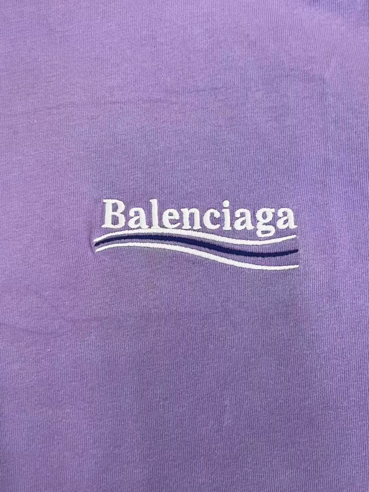 Balenciaga Purple Logo Round Neck T-shirt — detail