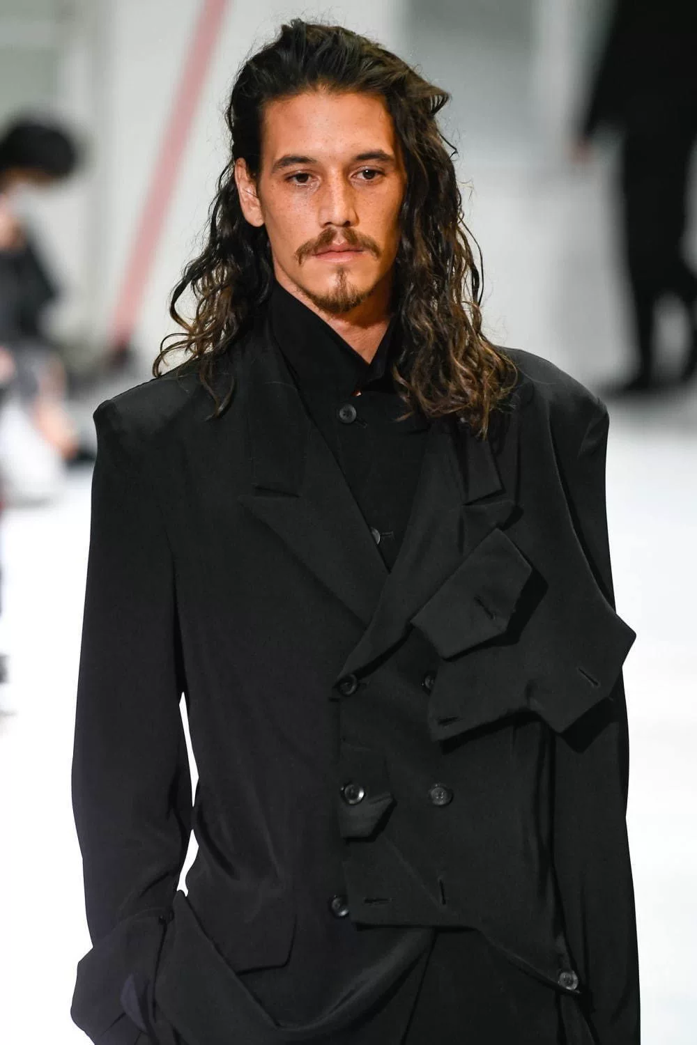 Yohji Yamamoto 20ss Asymmetrical Coat — front