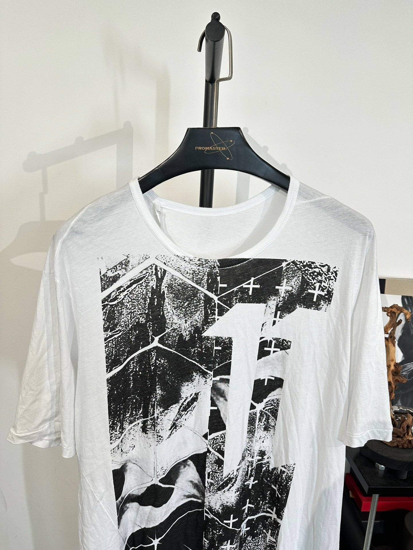 Boris Bidjan Saberi 11by BBS Abstract Print T-Shirt — detail