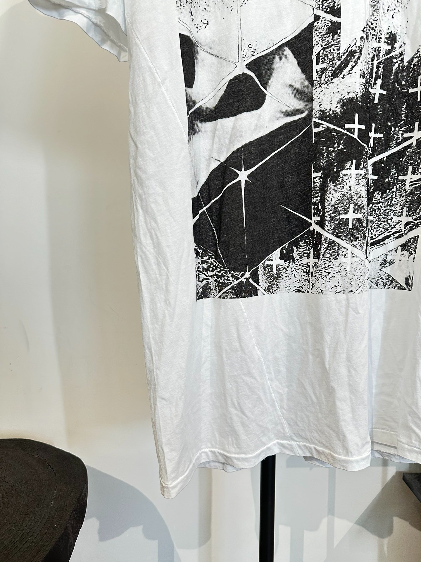 Boris Bidjan Saberi 11by BBS Abstract Print T-Shirt — label