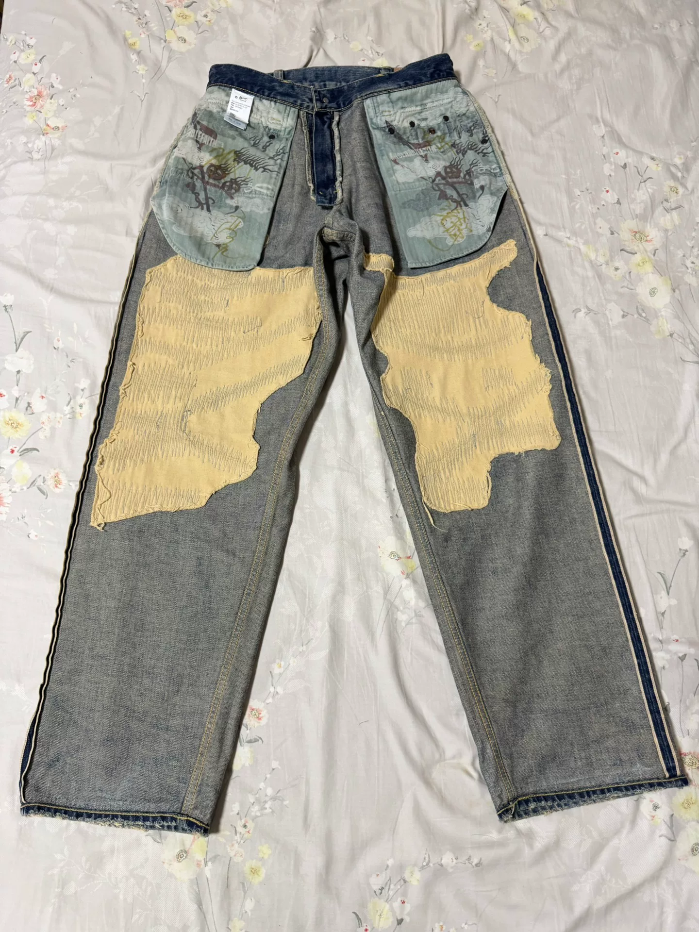 Denham 24SS Limited Loose Washed Jeans — detail