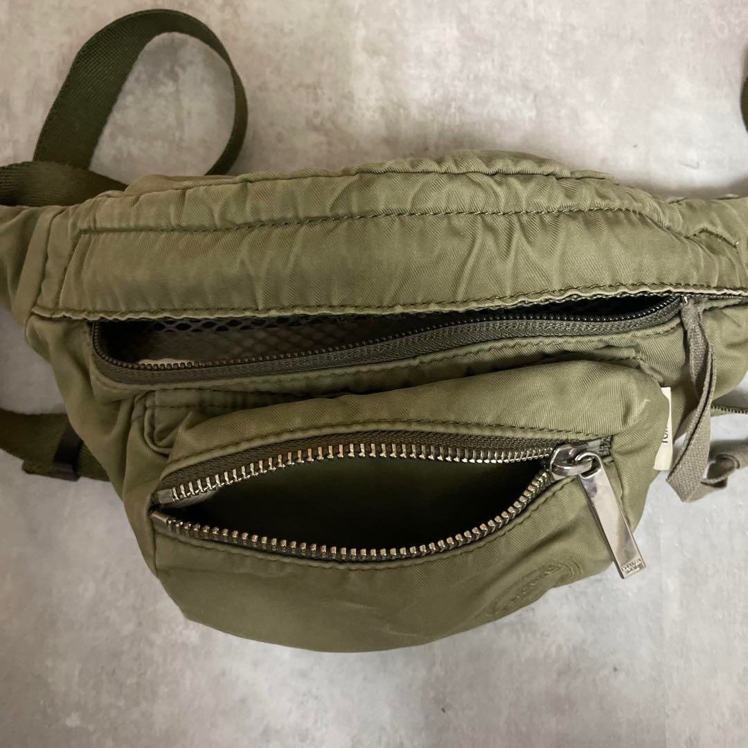 Khaki Cycling Compact Waist Bag — label