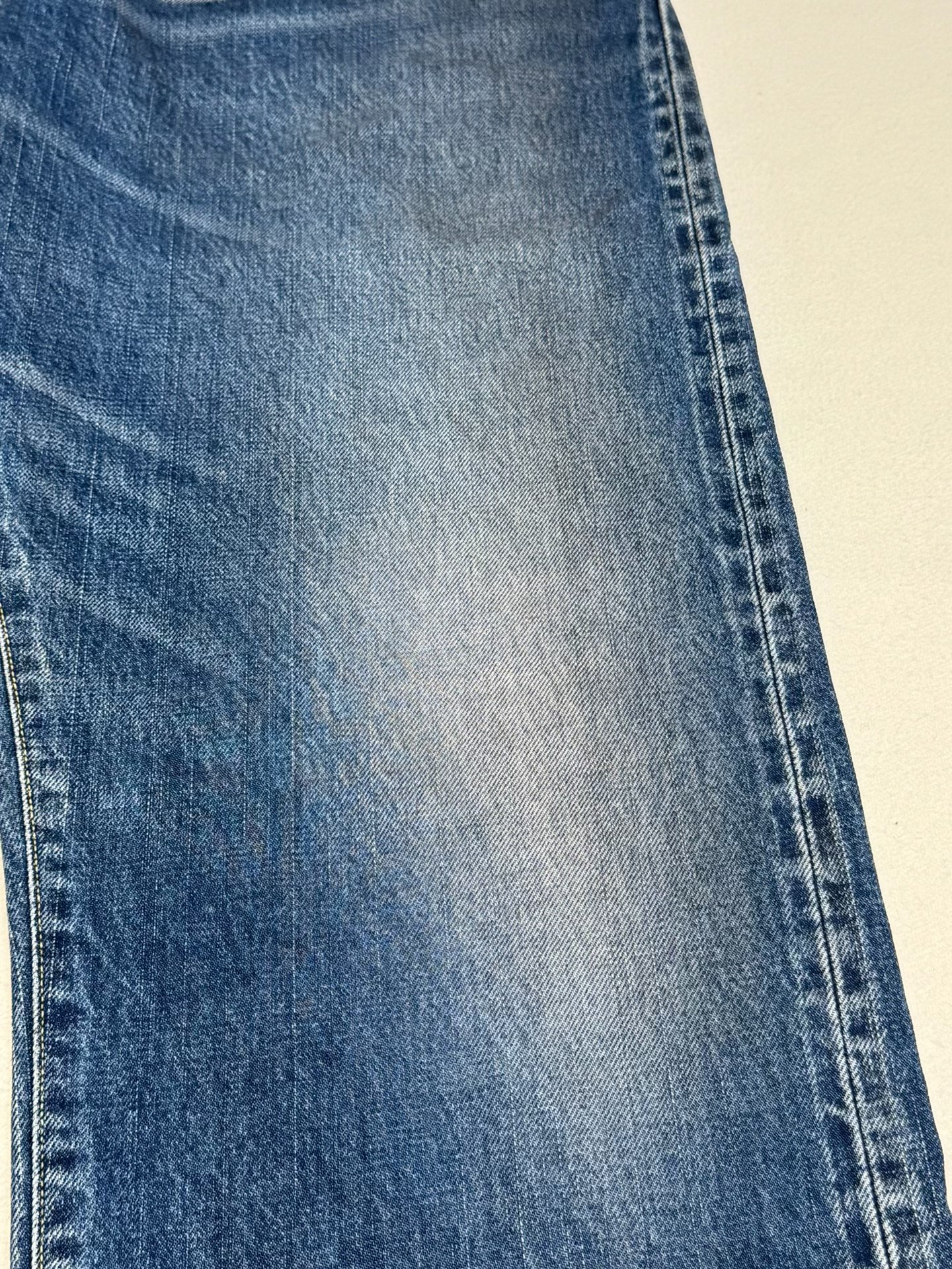 VISVIM Social Sculpture 05 Damaged Jeans — detail