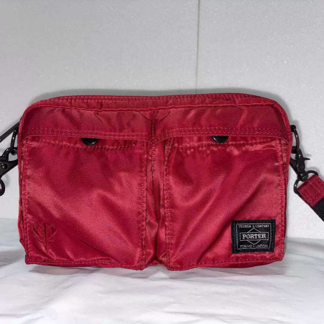 PORTER×STRICT-G Gundam Red Shoulder Bag — detail