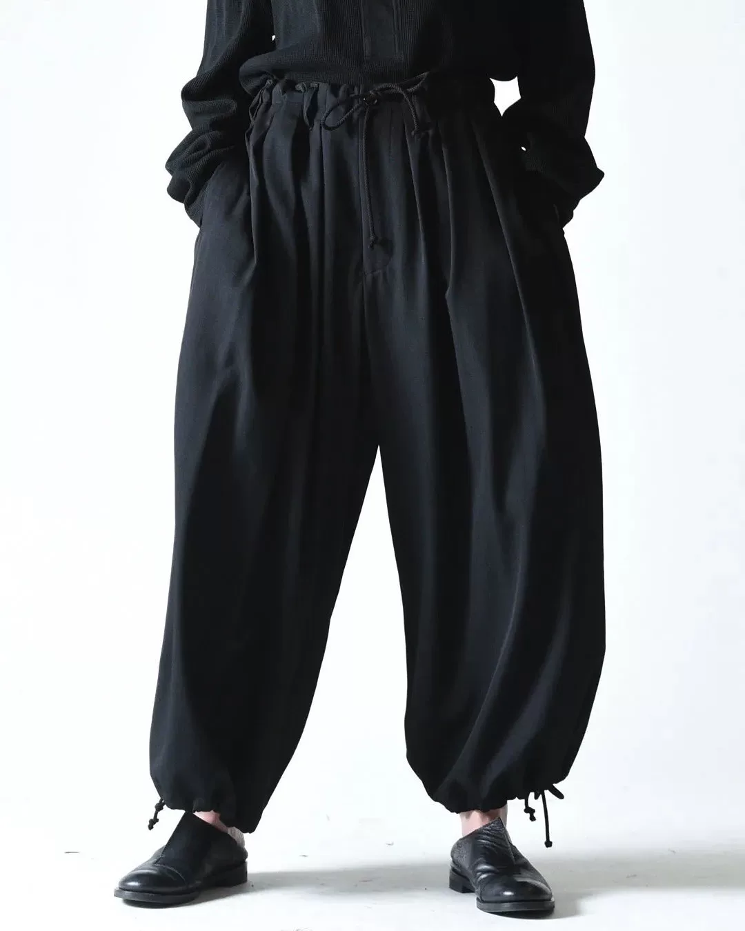 Yohji Yamamoto 19SS Pleated Drawstring Wool Pants — back