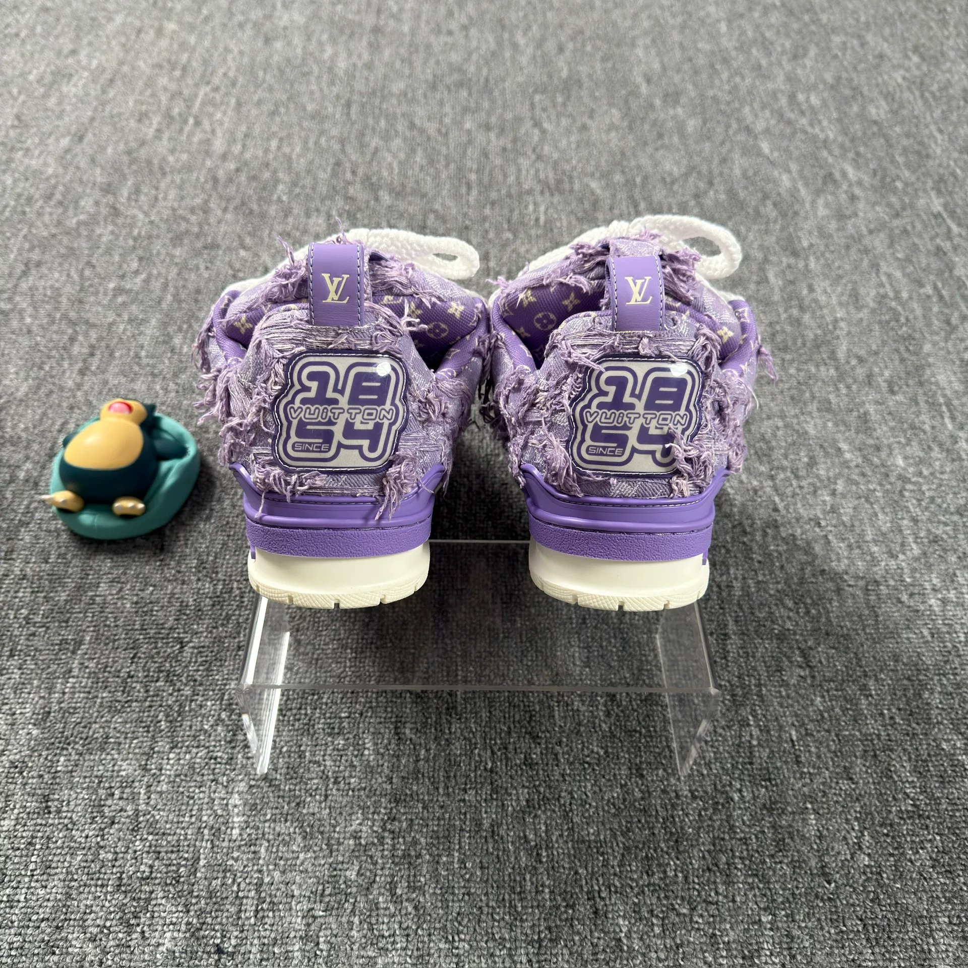 Louis Vuitton Purple Skate Full Print Sneakers — detail