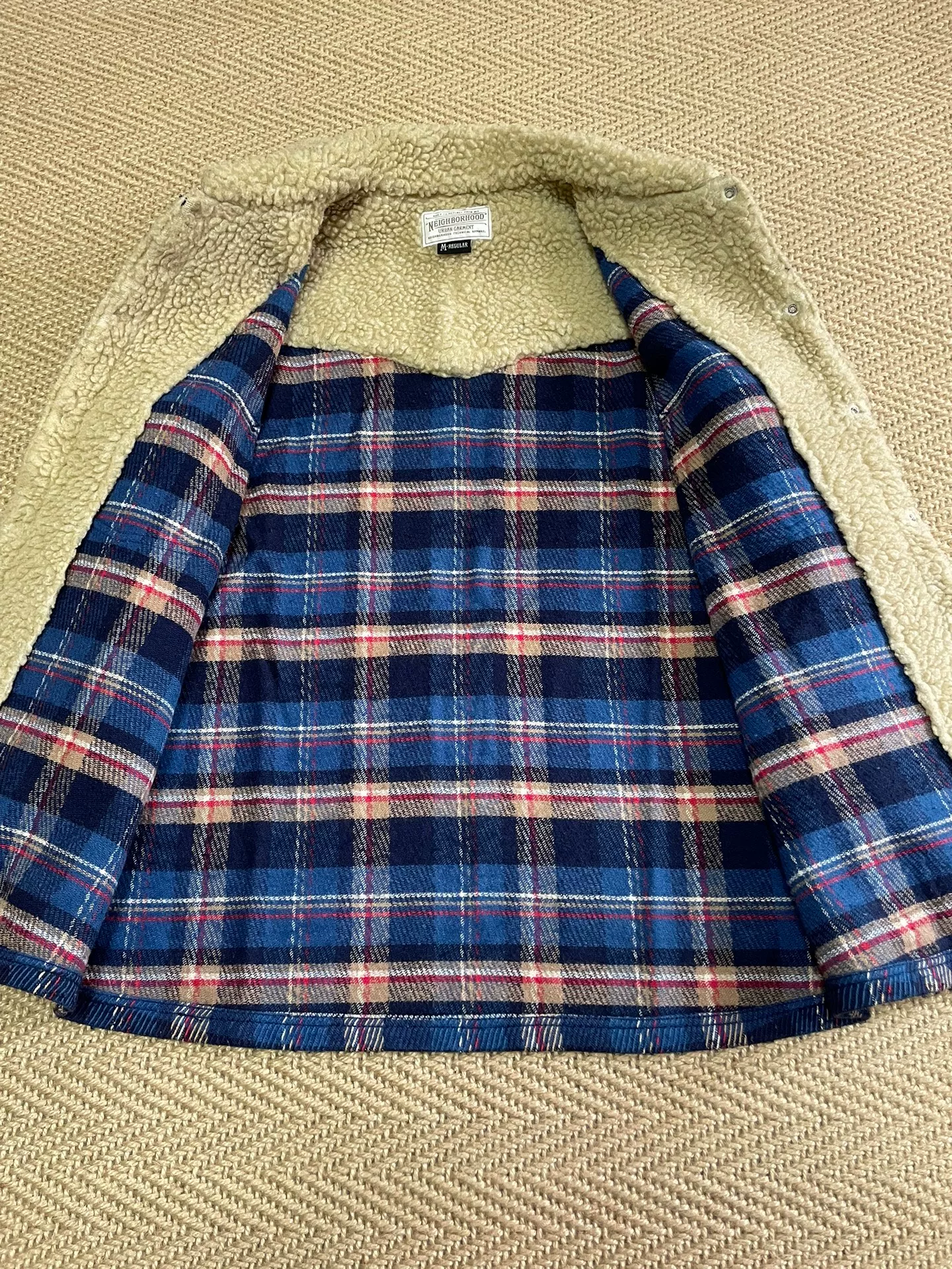NEIGHBORHOOD KING BOA Gemstone Button Plaid Jacket — detail
