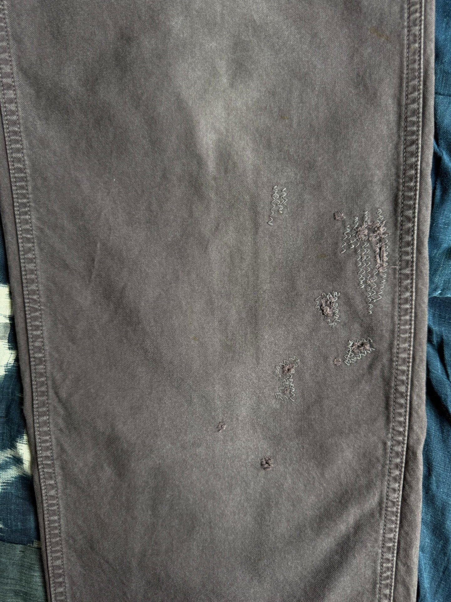 Visvim 24AW Wide Chino Pants Crash — detail