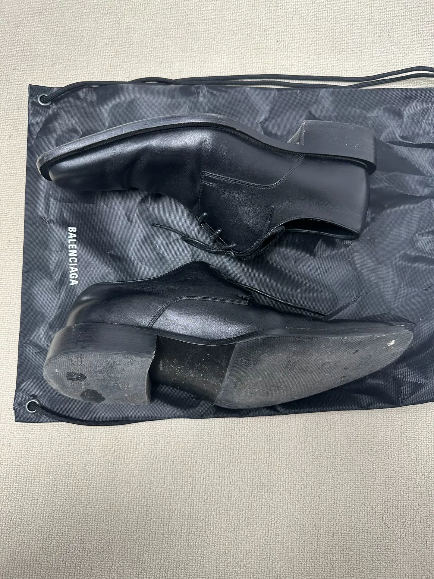 Balenciaga Black Leather Derby Shoes — label