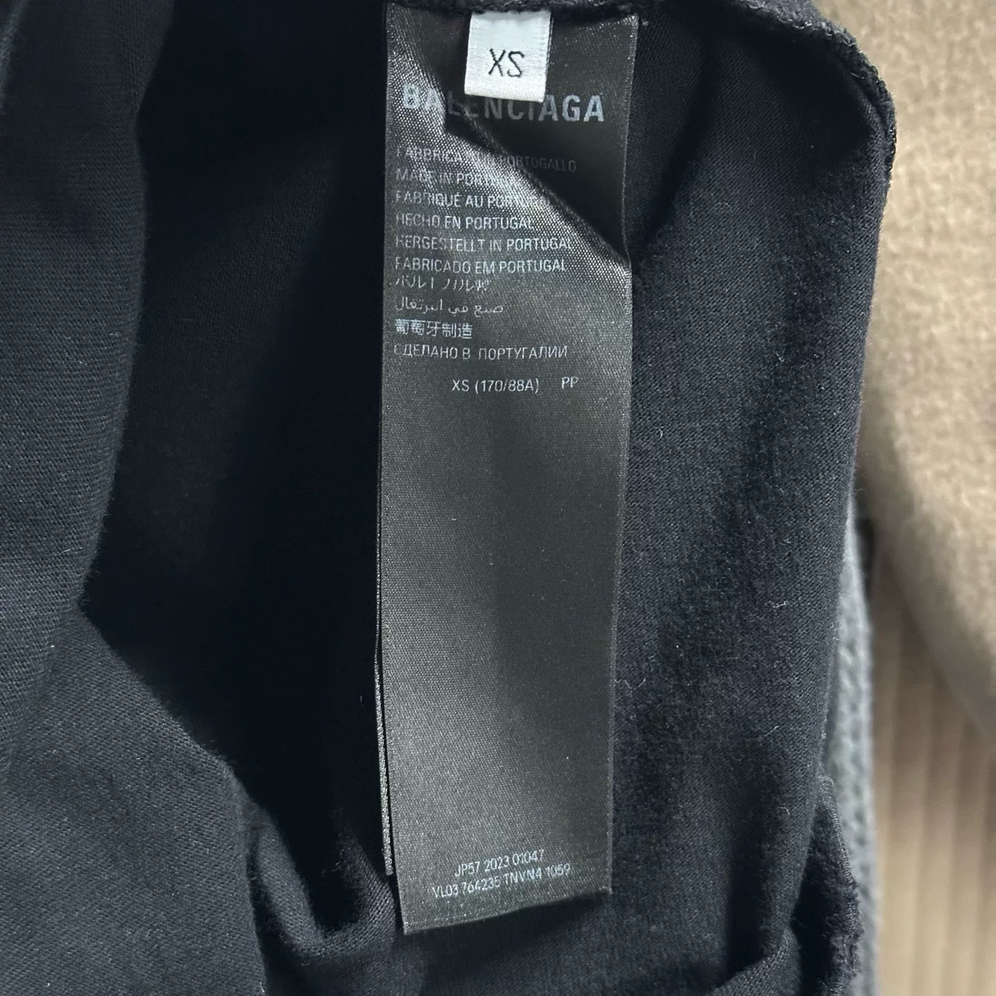 Balenciaga BB Print Crew Neck T-Shirt — label
