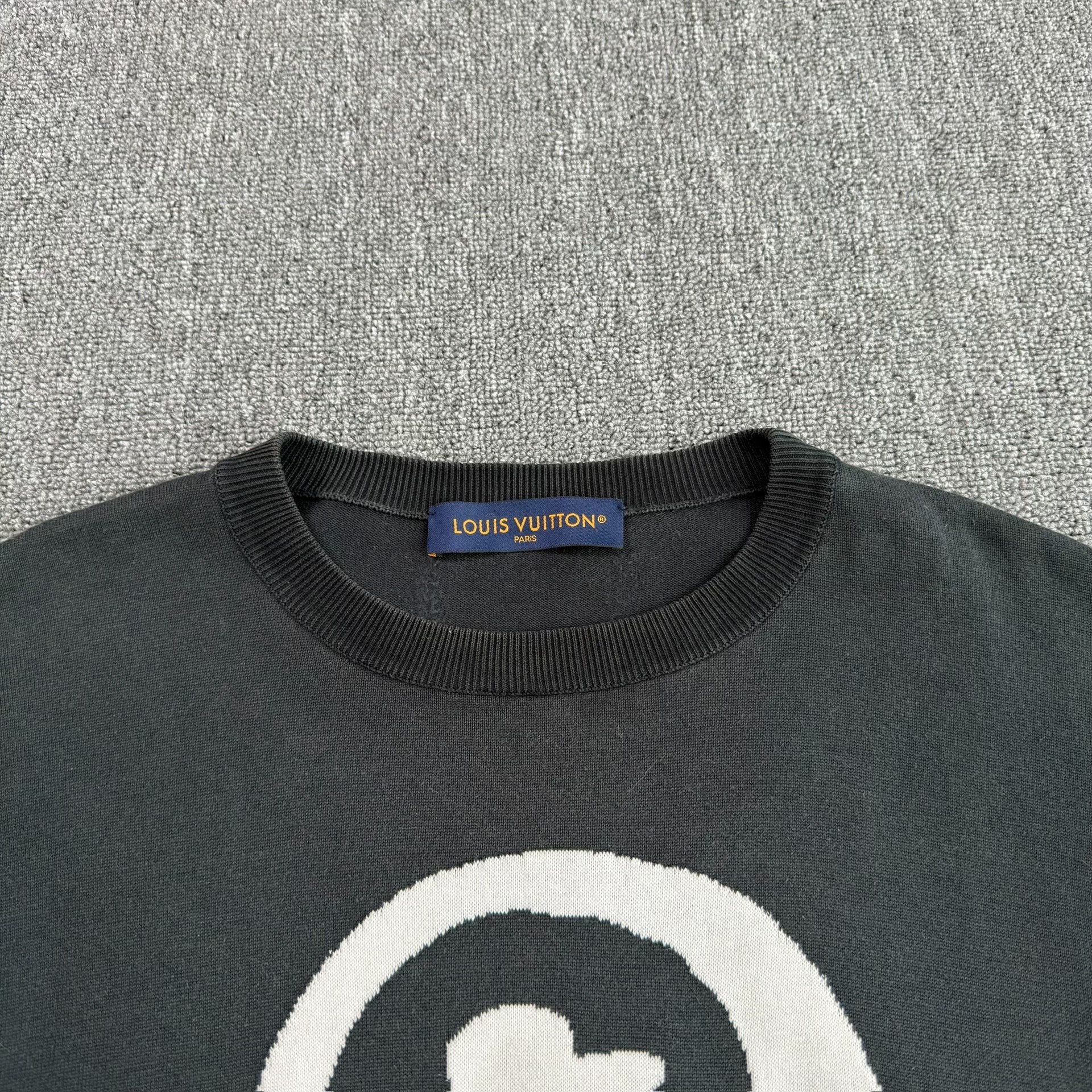 Louis Vuitton Pharrell Graphic Knit Tee — detail