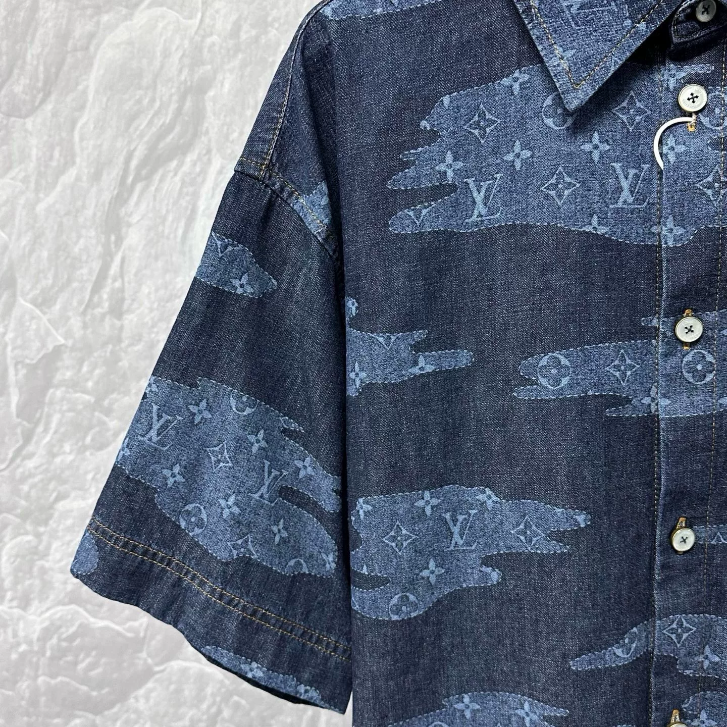 Louis Vuitton Nigo FW25 Camo Shirt L — detail