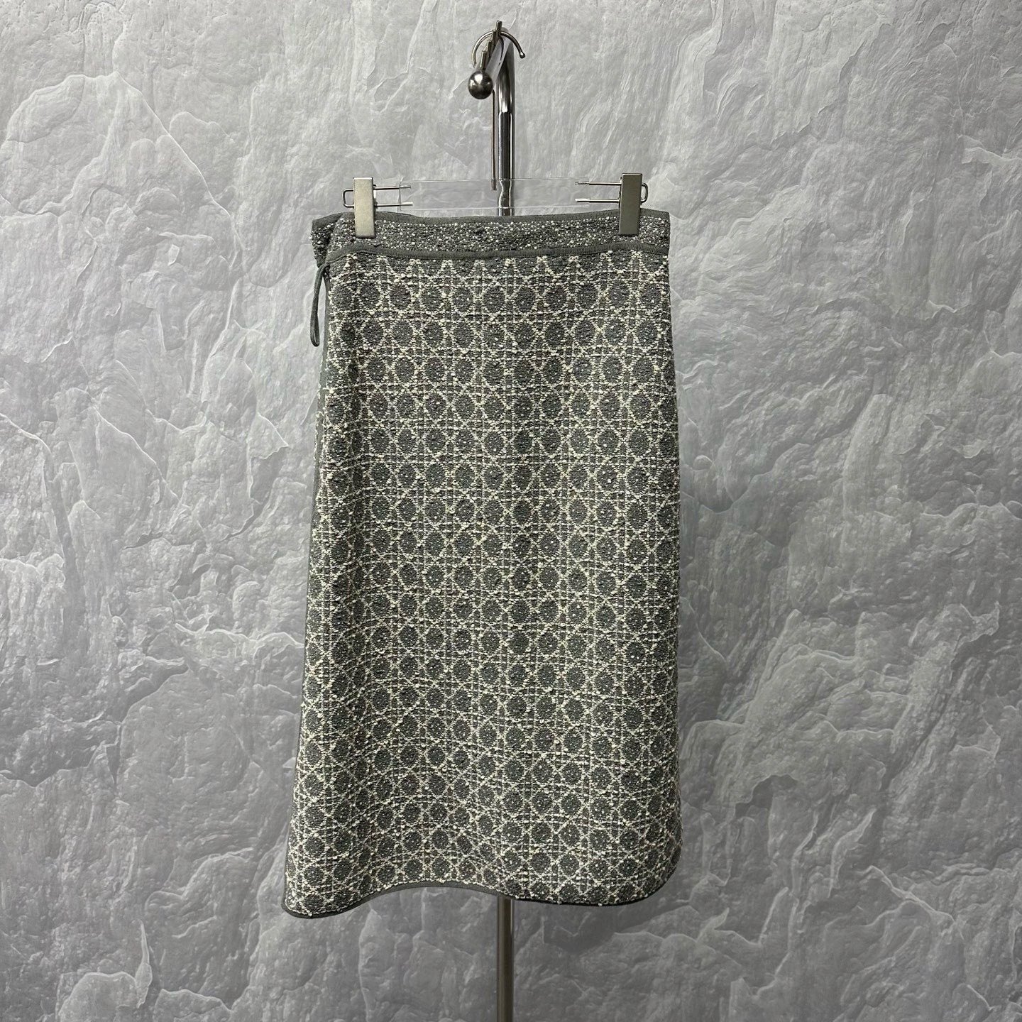 Dior SS25 Argyle Knit Skirt — label