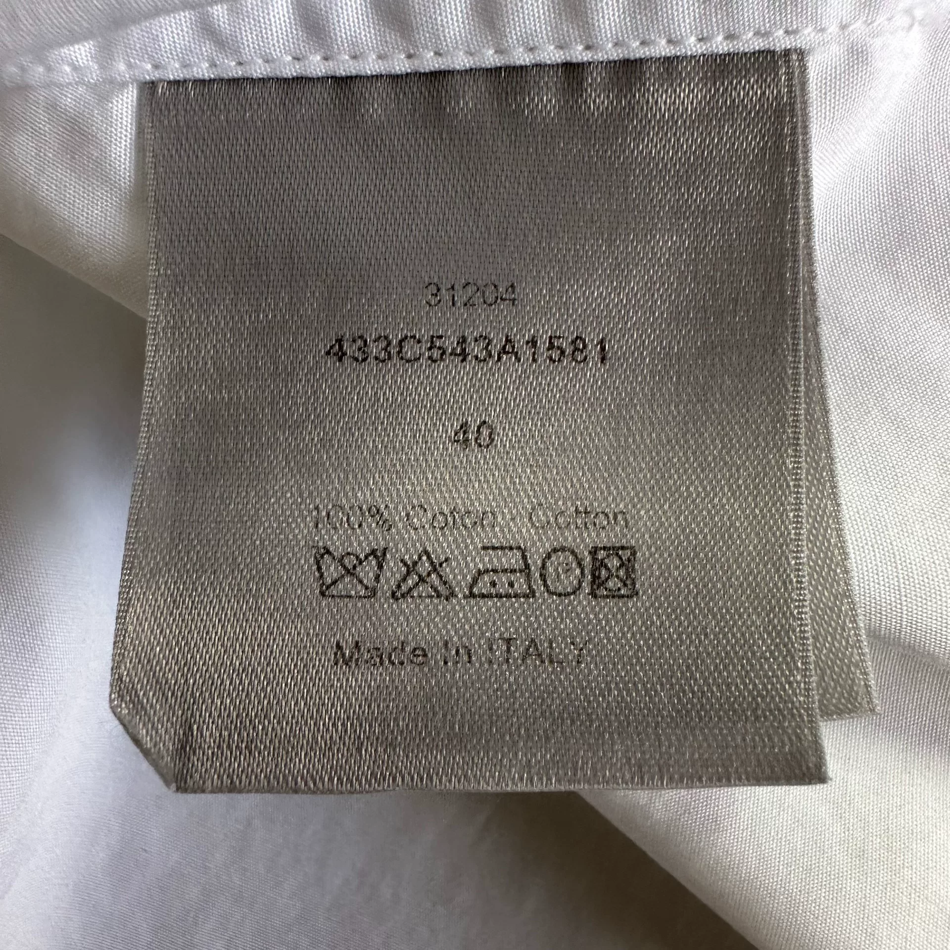 Dior White Long-sleeve Four-color Stitch Shirt — label