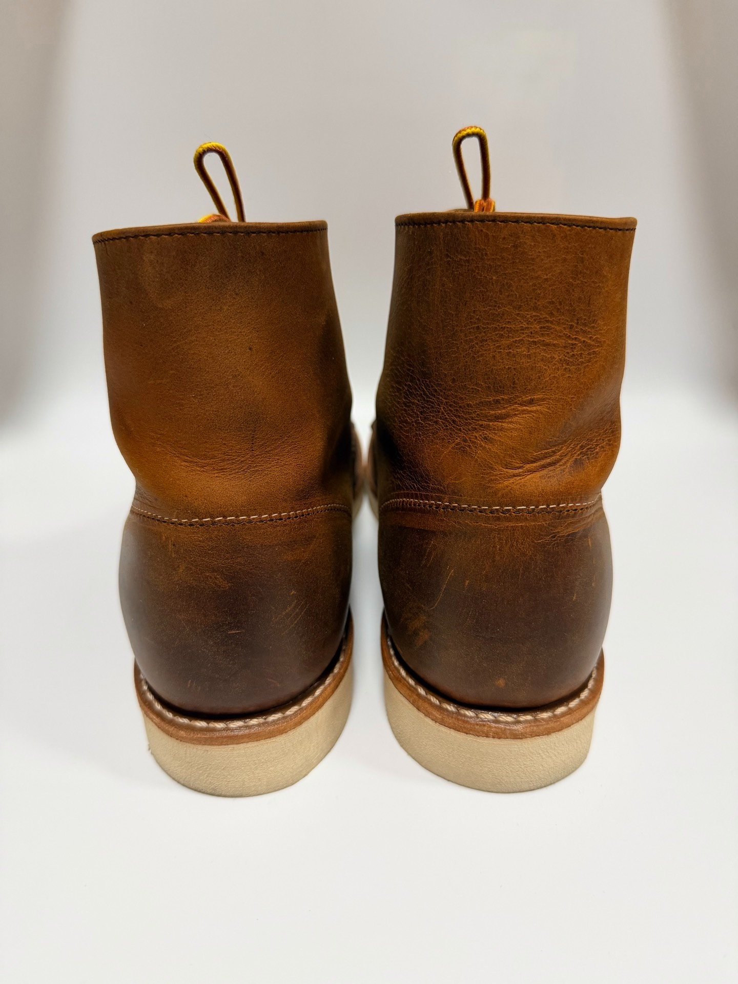 Redwing 9111 Leather Boots — front