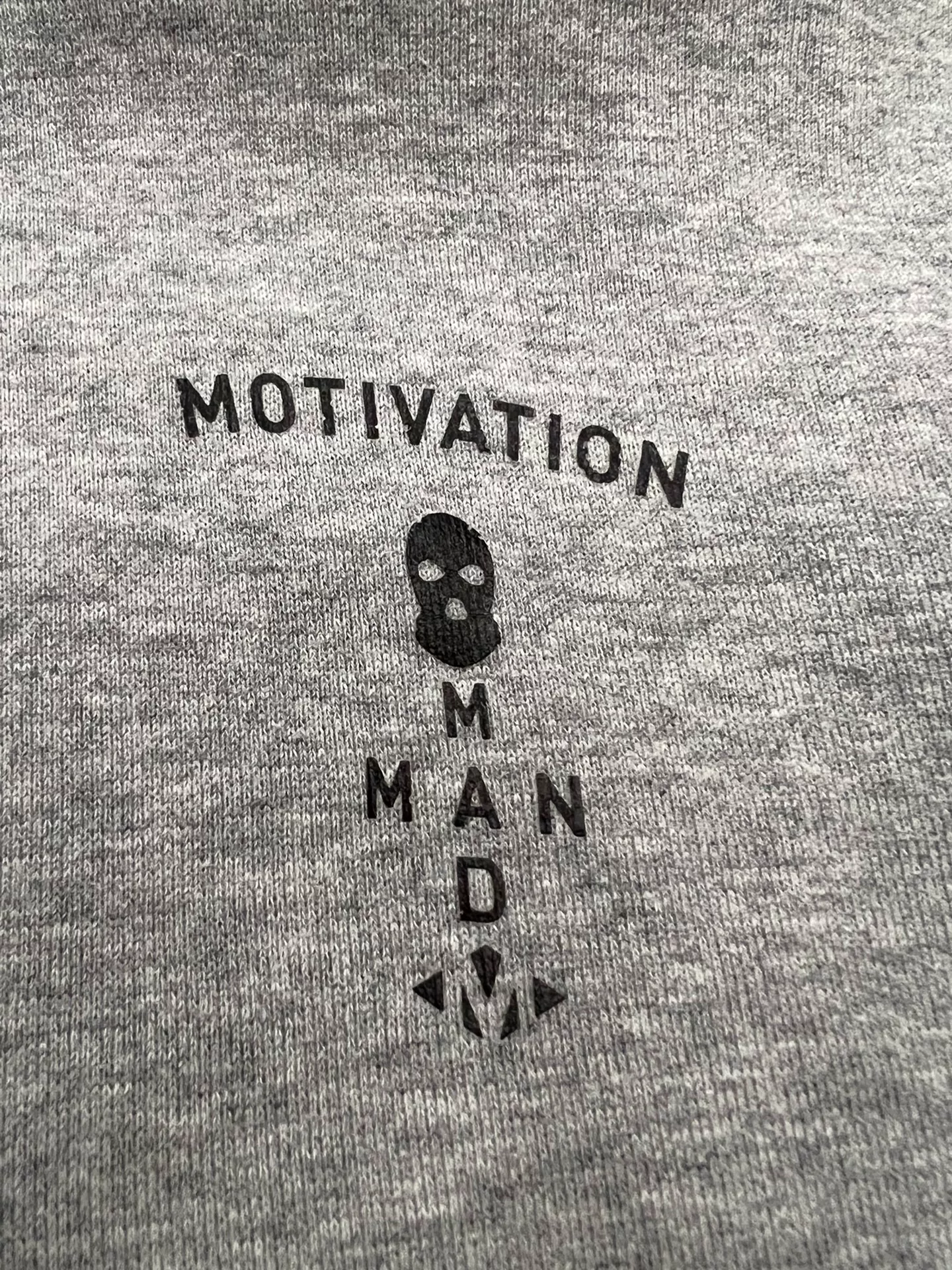 Madness Gray Fleece Thick Hoodie S — label