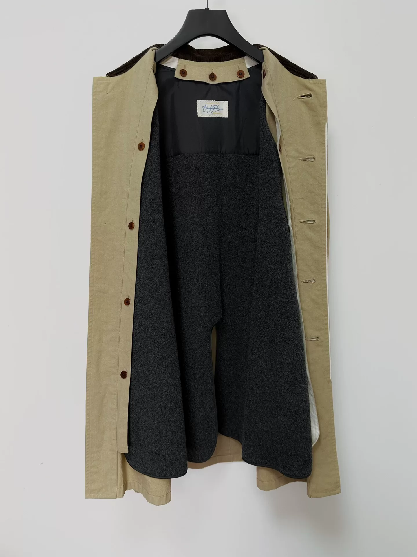 The Crooked Tailor Mac Jacket Set — label