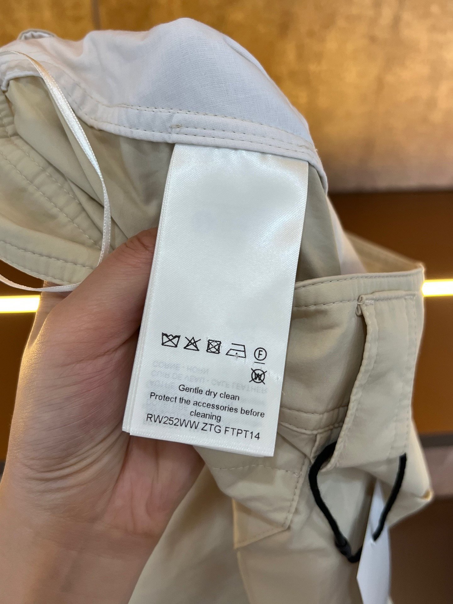 Louis Vuitton High-Waist Pleated Casual Pants — label