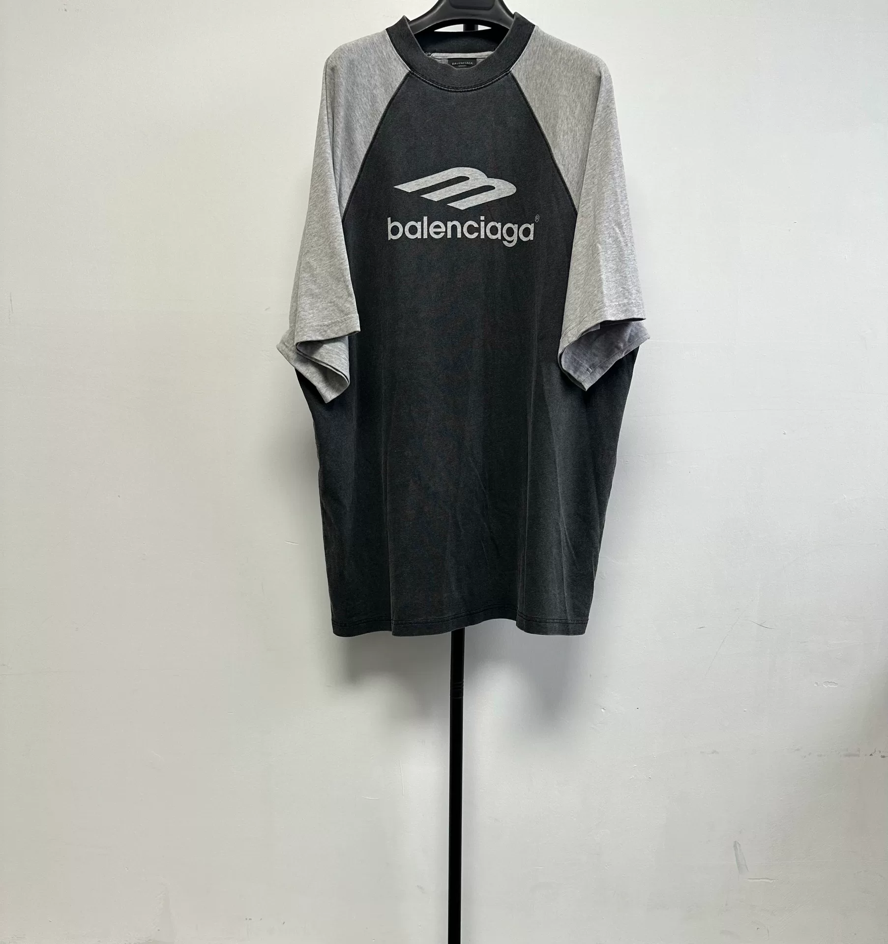 Balenciaga Logo Print Round-Neck T-Shirt
