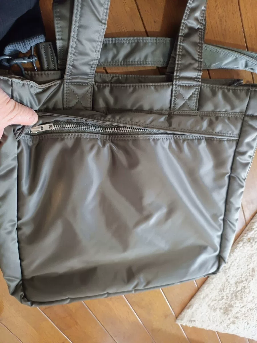 Porter Tanker Silver-Gray Expanded Tote — detail