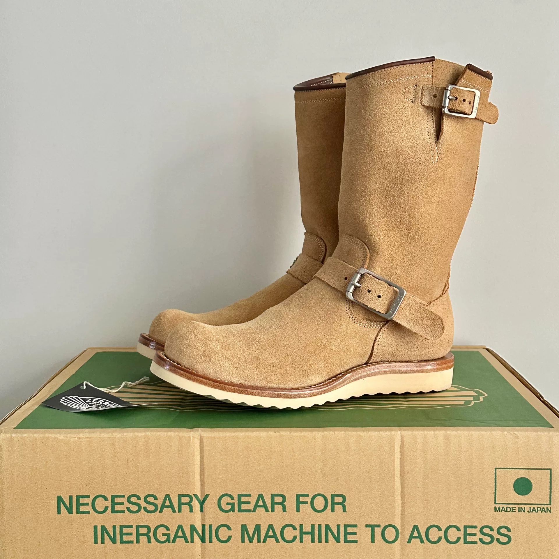 Zerrows Suede Beige Engineer Boots