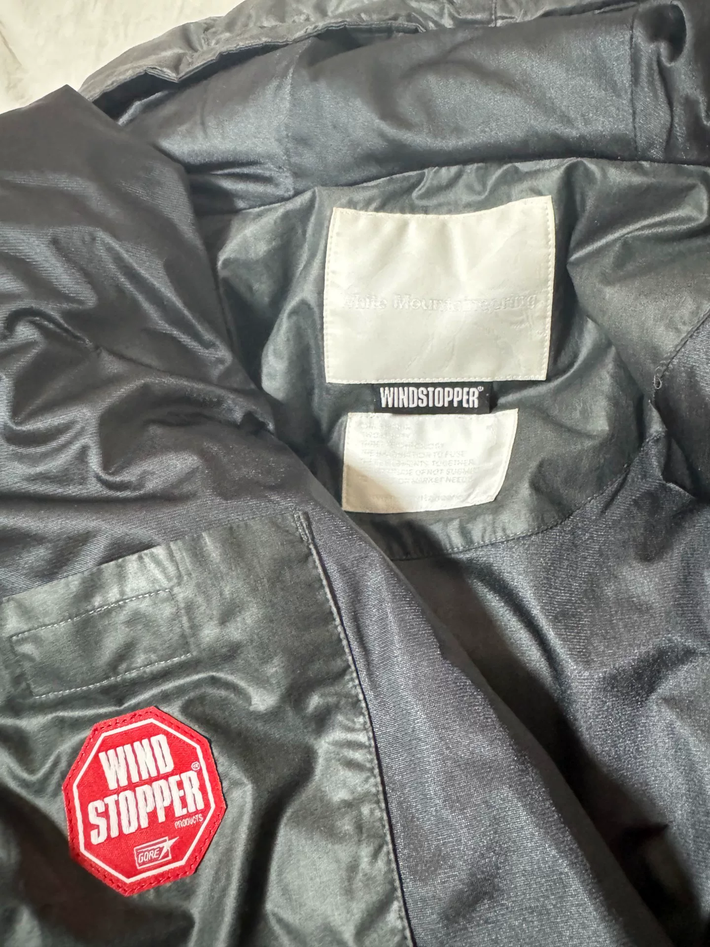 White Mountainerring 15AW Black Puffer Jacket — detail