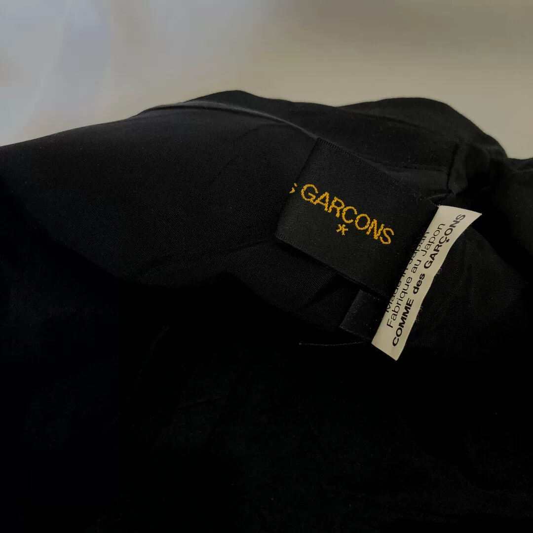 Comme des Garcons 11AW Deformed Coat — back