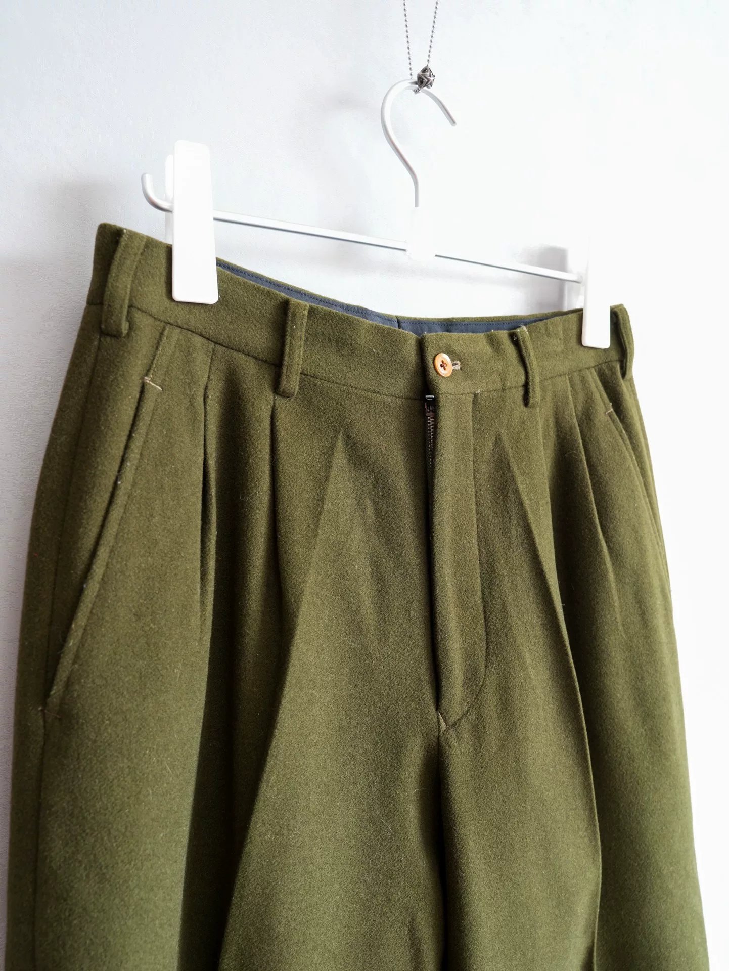 Yohji Yamamoto 99AW Green Trousers — detail