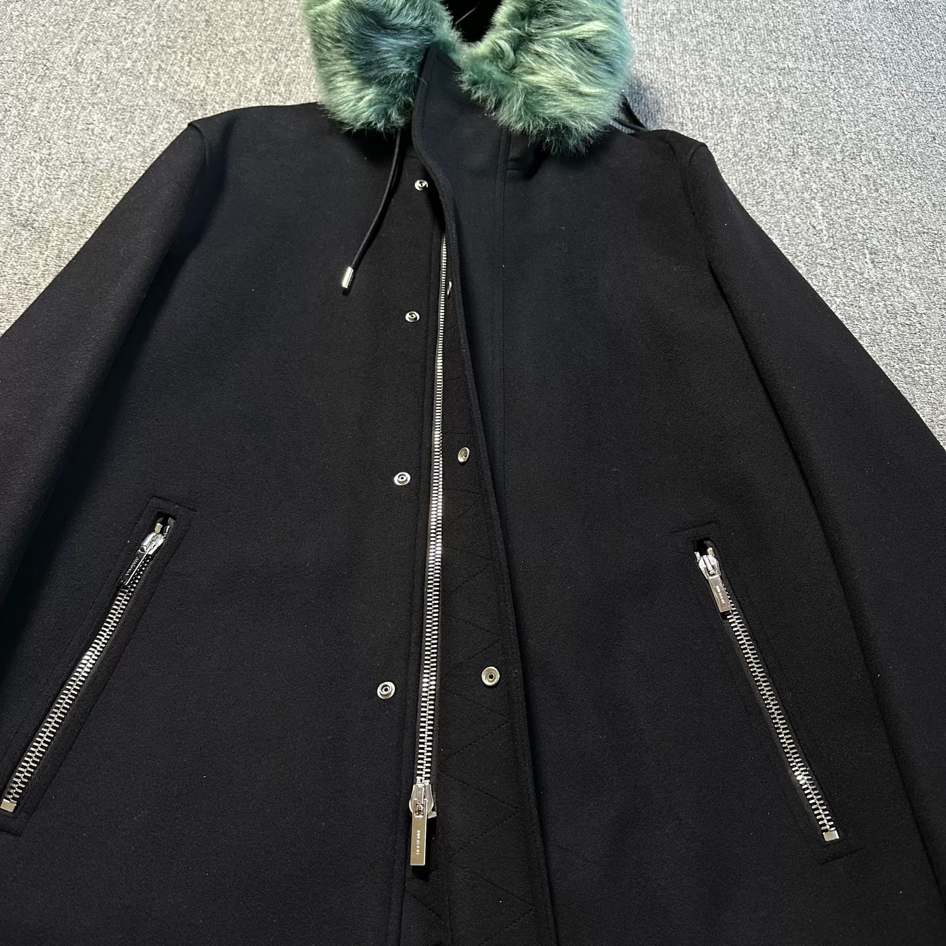 Dior Homme 18FW Fur Collar Parka — detail