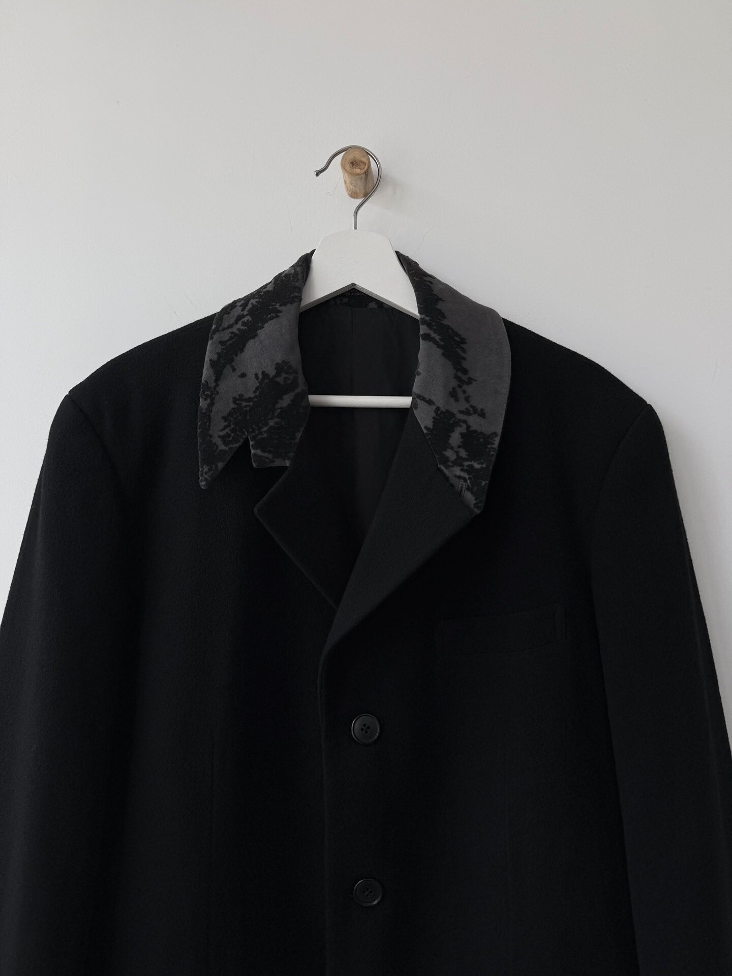 Yohji Yamamoto 01AW Paneled Collar Blazer — front