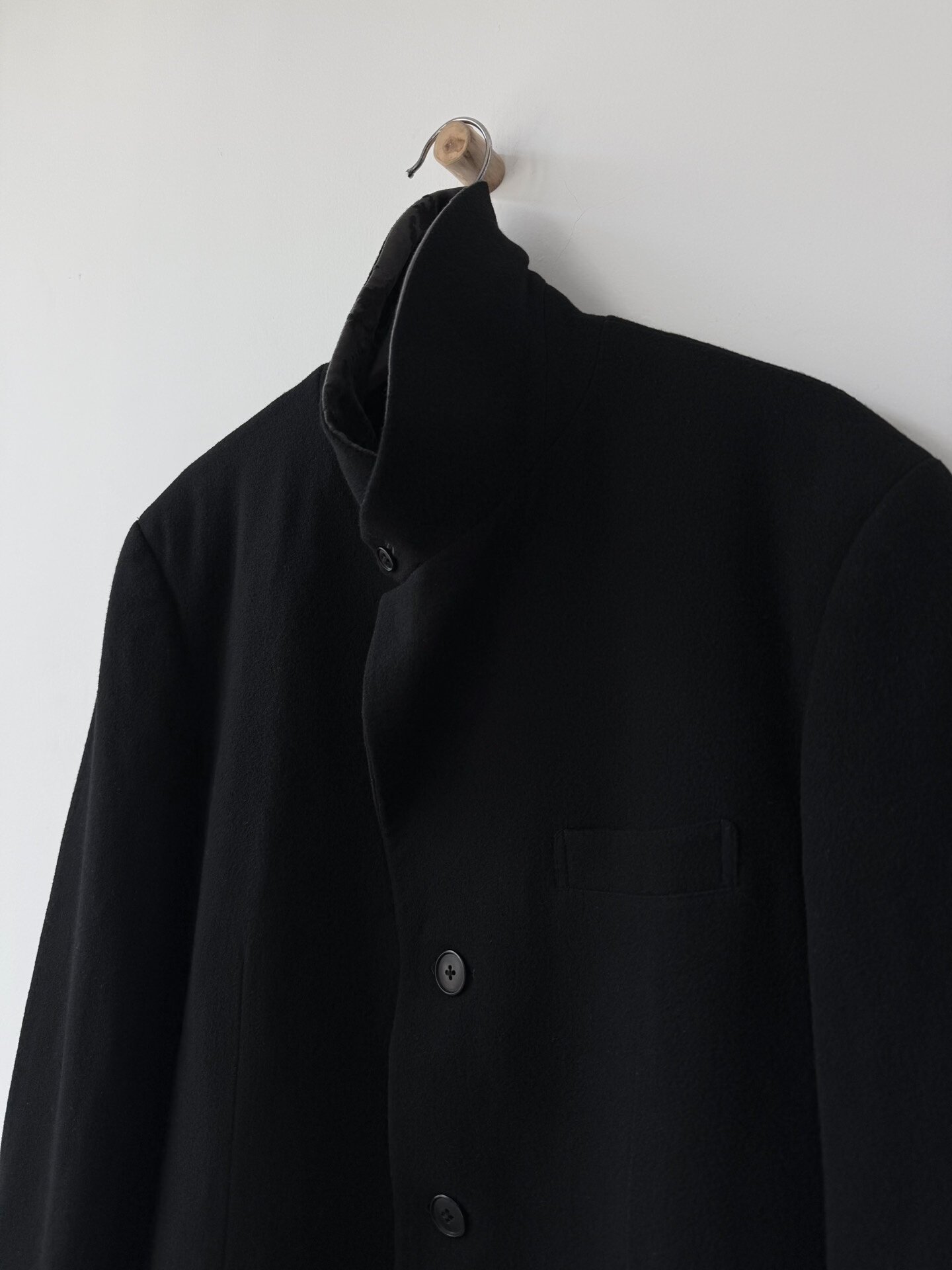 Yohji Yamamoto 01AW Paneled Collar Blazer — back