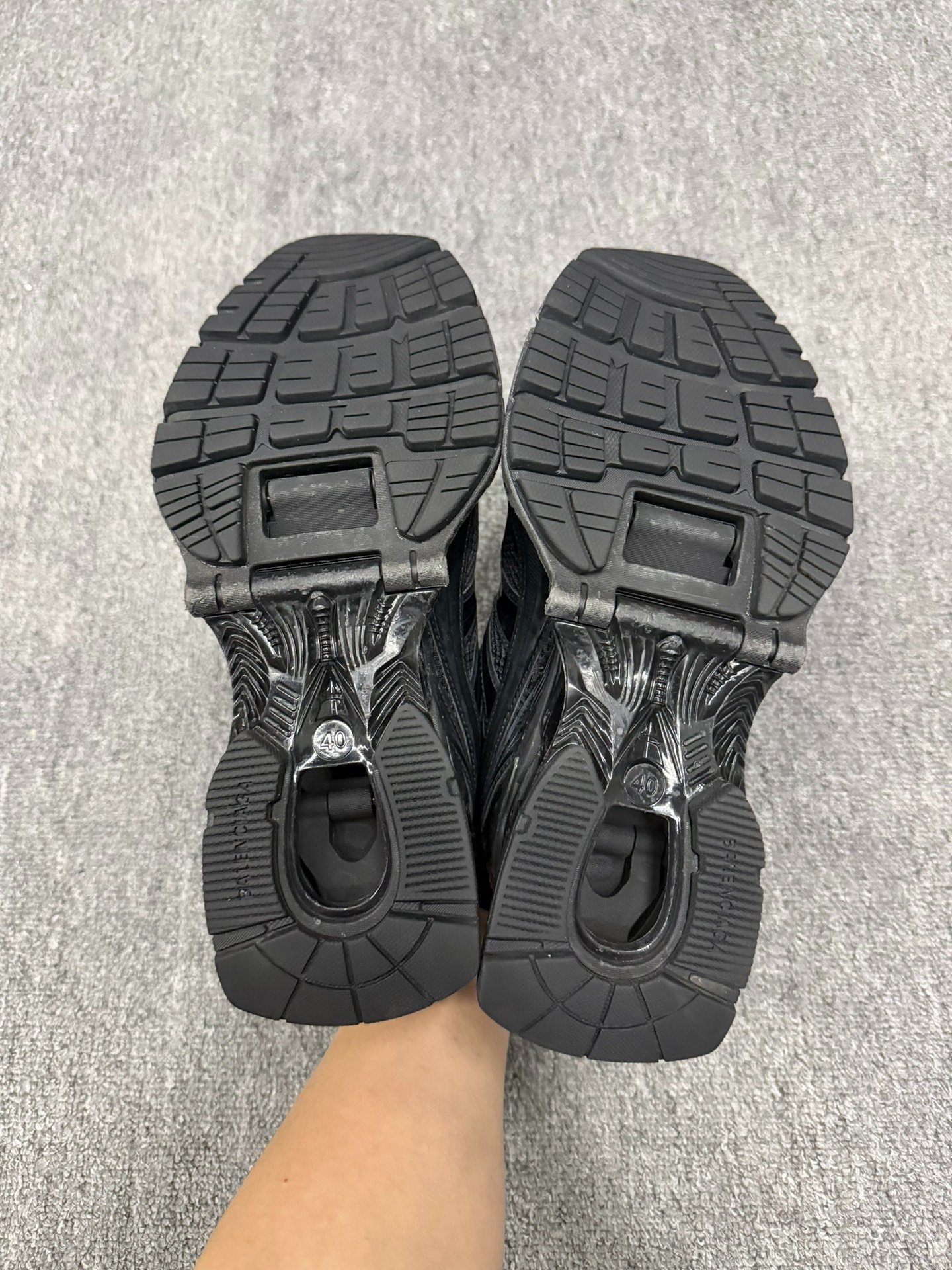 Balenciaga x Pander Black Dad Shoes 40 — label
