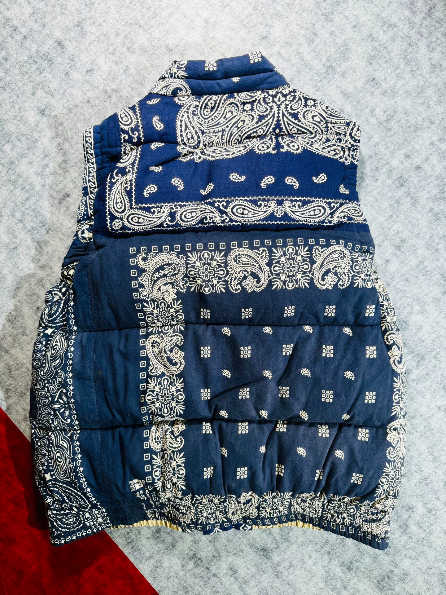 visvim Insulator Down Vest Bandana 22AW — label