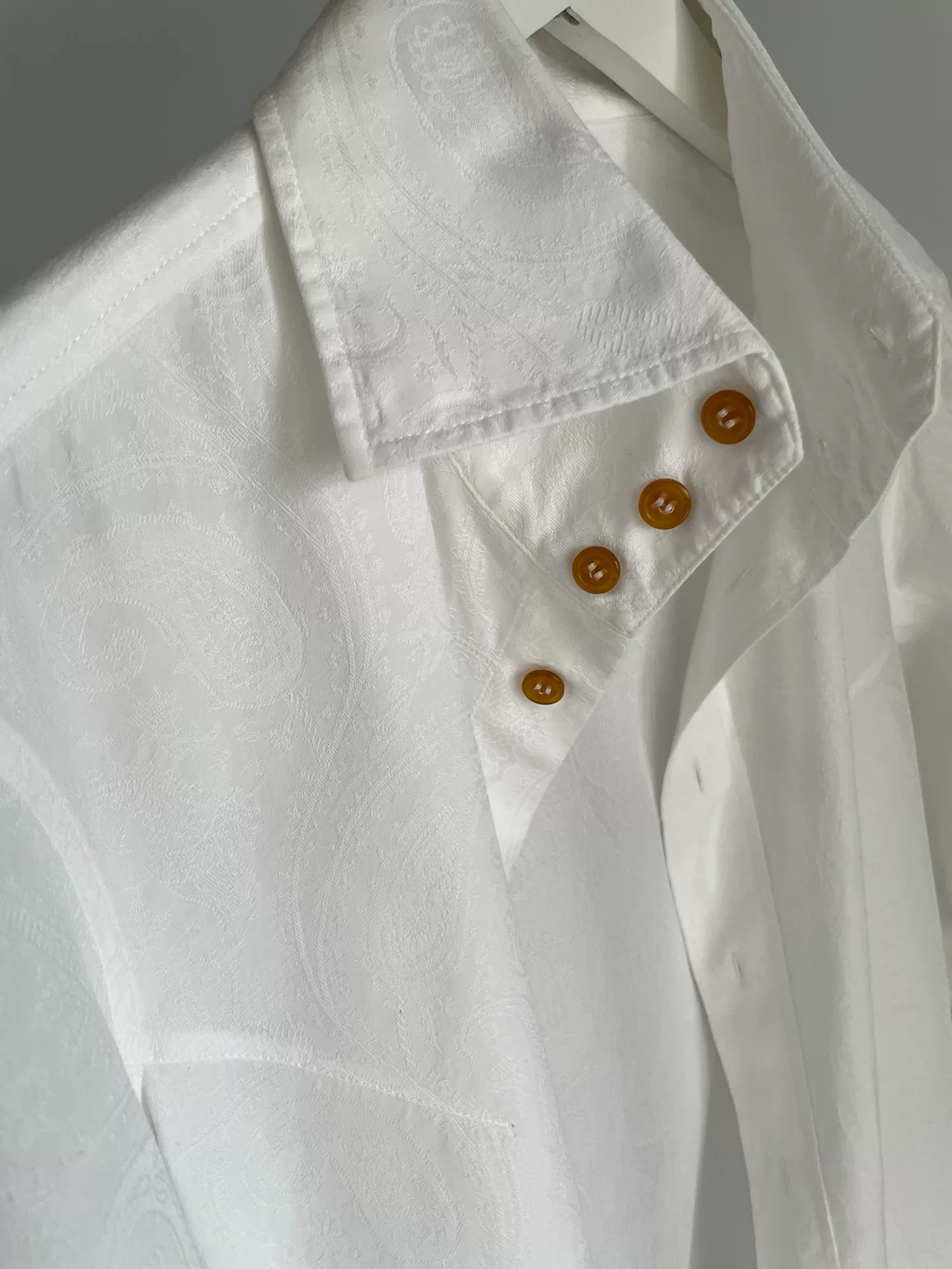 ViVienne Westwood 3-Button Jacquard Shirt — label