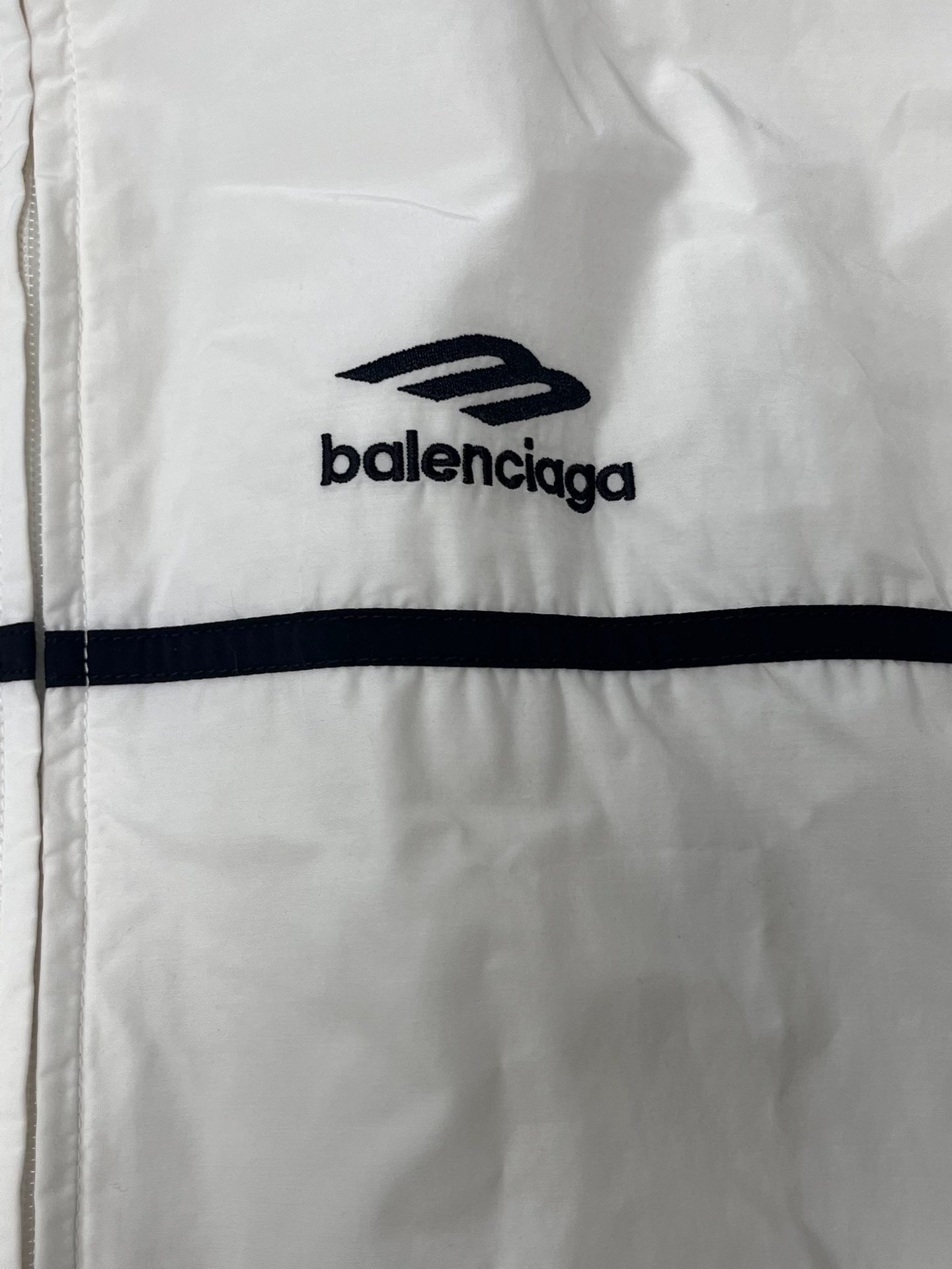 Balenciaga 3B Embroidered White Loose Jacket — detail