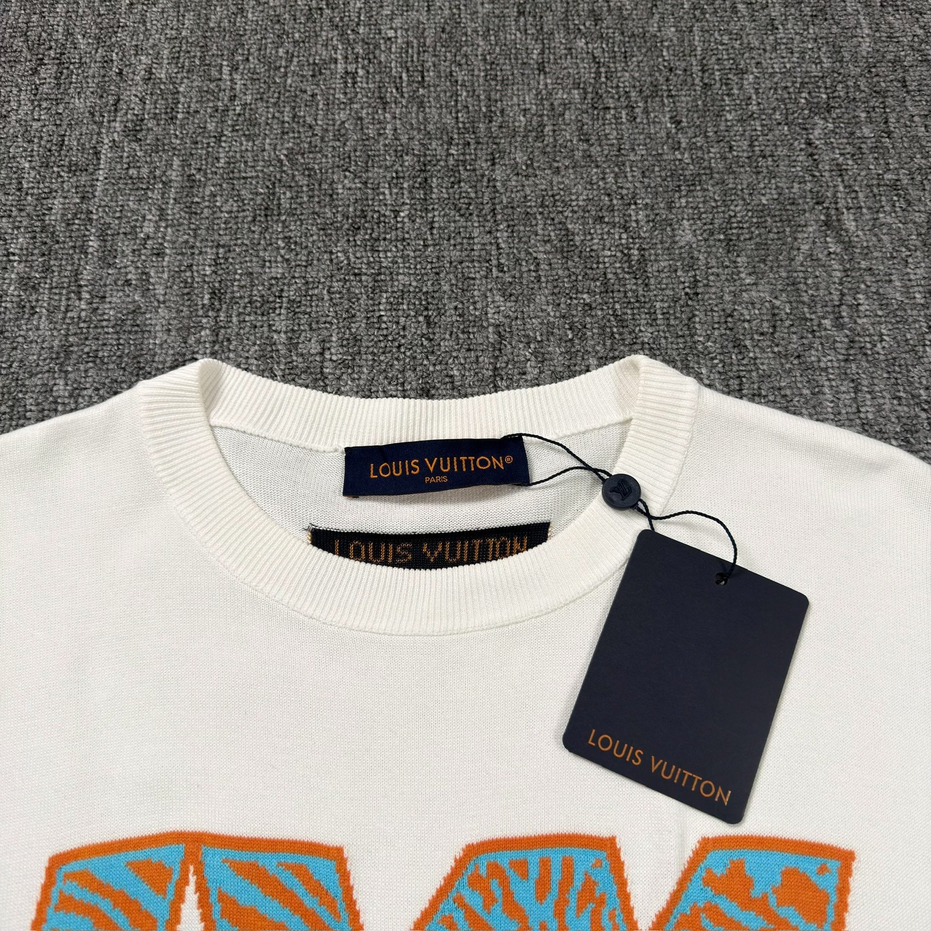 Louis Vuitton White Tiger Knit Short-Sleeve — front