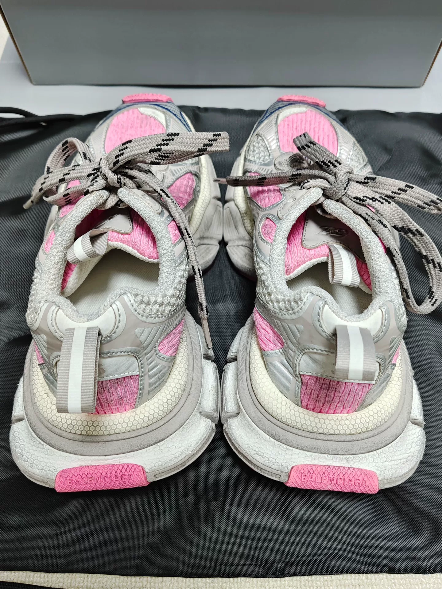 Balenciaga 3XL Low-Top Distressed Pink Sneakers — detail