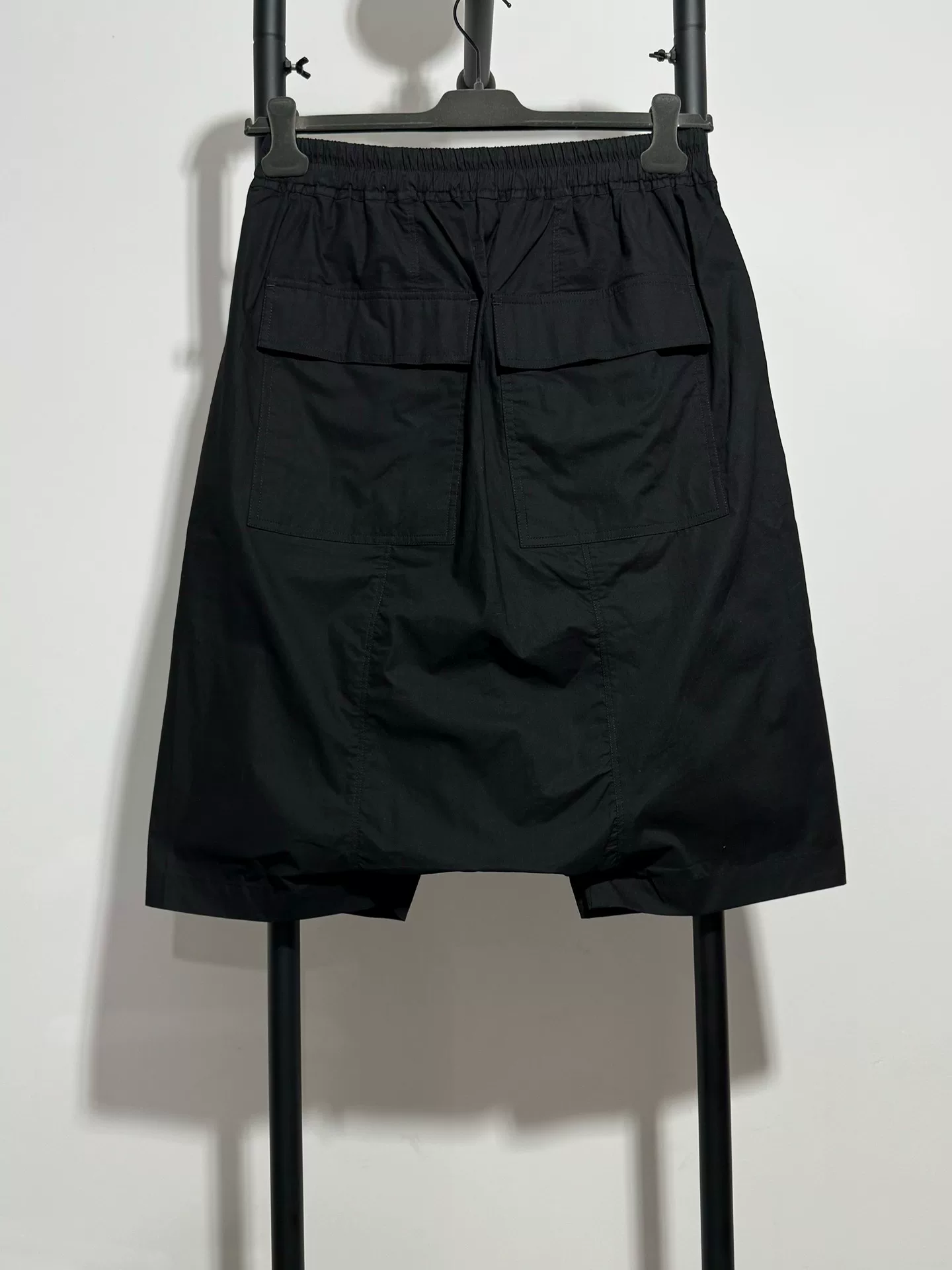 Rick Owens Black Capri Shorts — front
