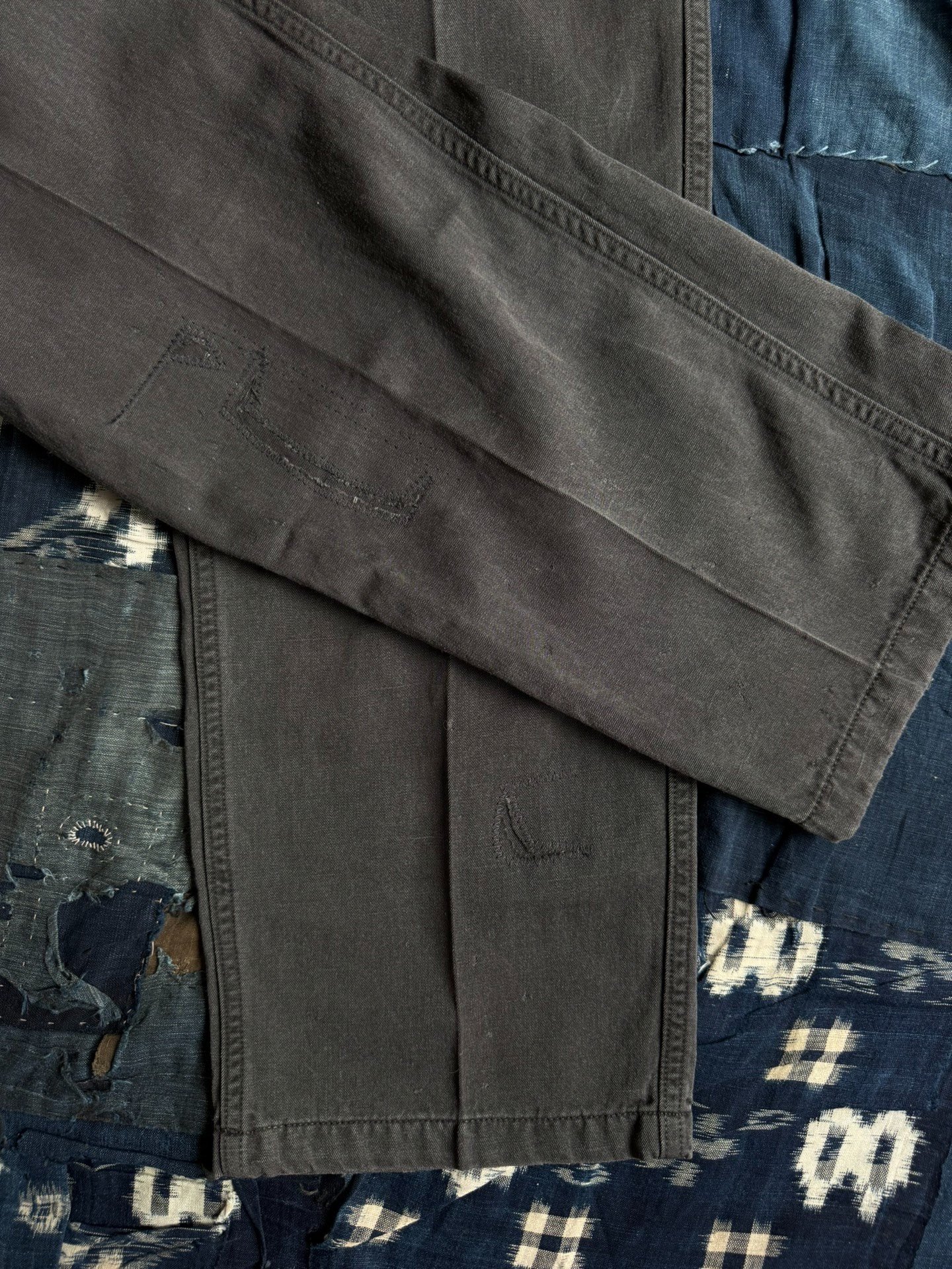 VISVIM 25AW ICT WIDE SLACKS DMGD — back